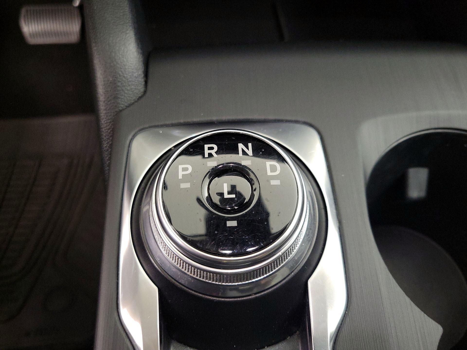 Thumbnail: 2021 Ford Escape - 17