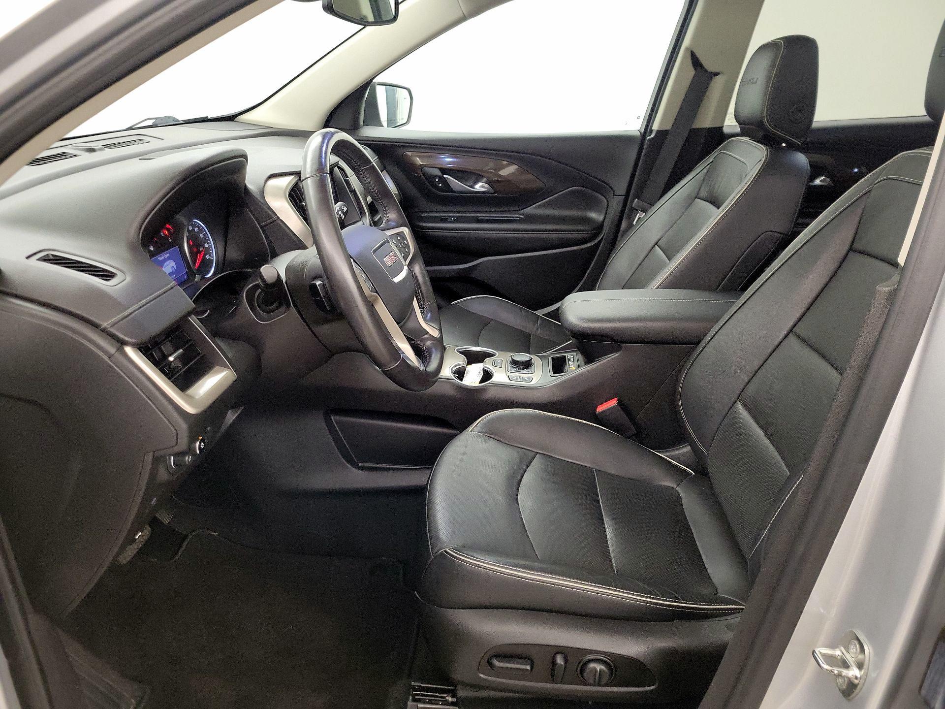 Thumbnail: 2020 GMC Terrain - 11