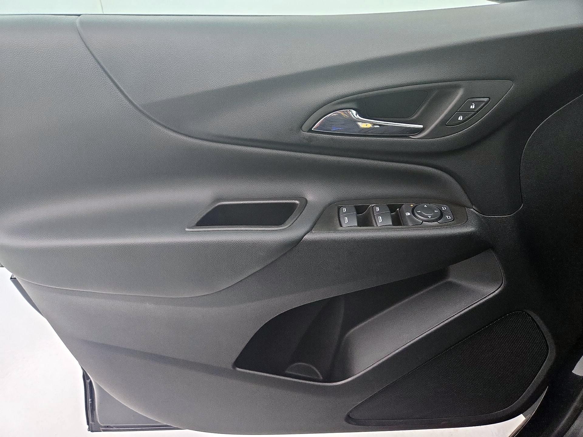 Thumbnail: 2023 Chevrolet Equinox - 12