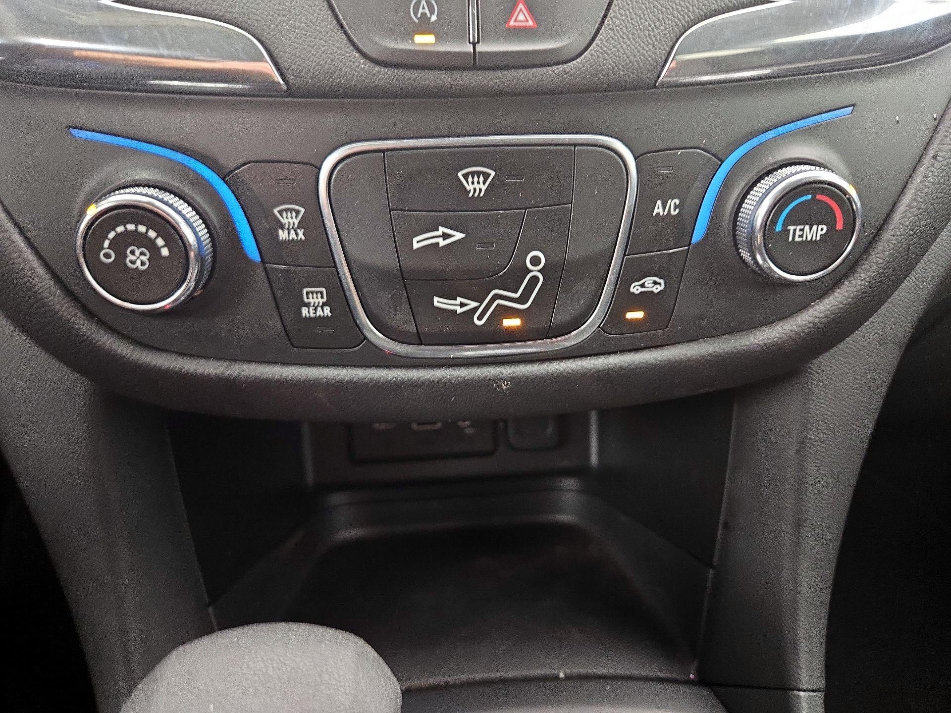 Thumbnail: 2023 Chevrolet Equinox - 17