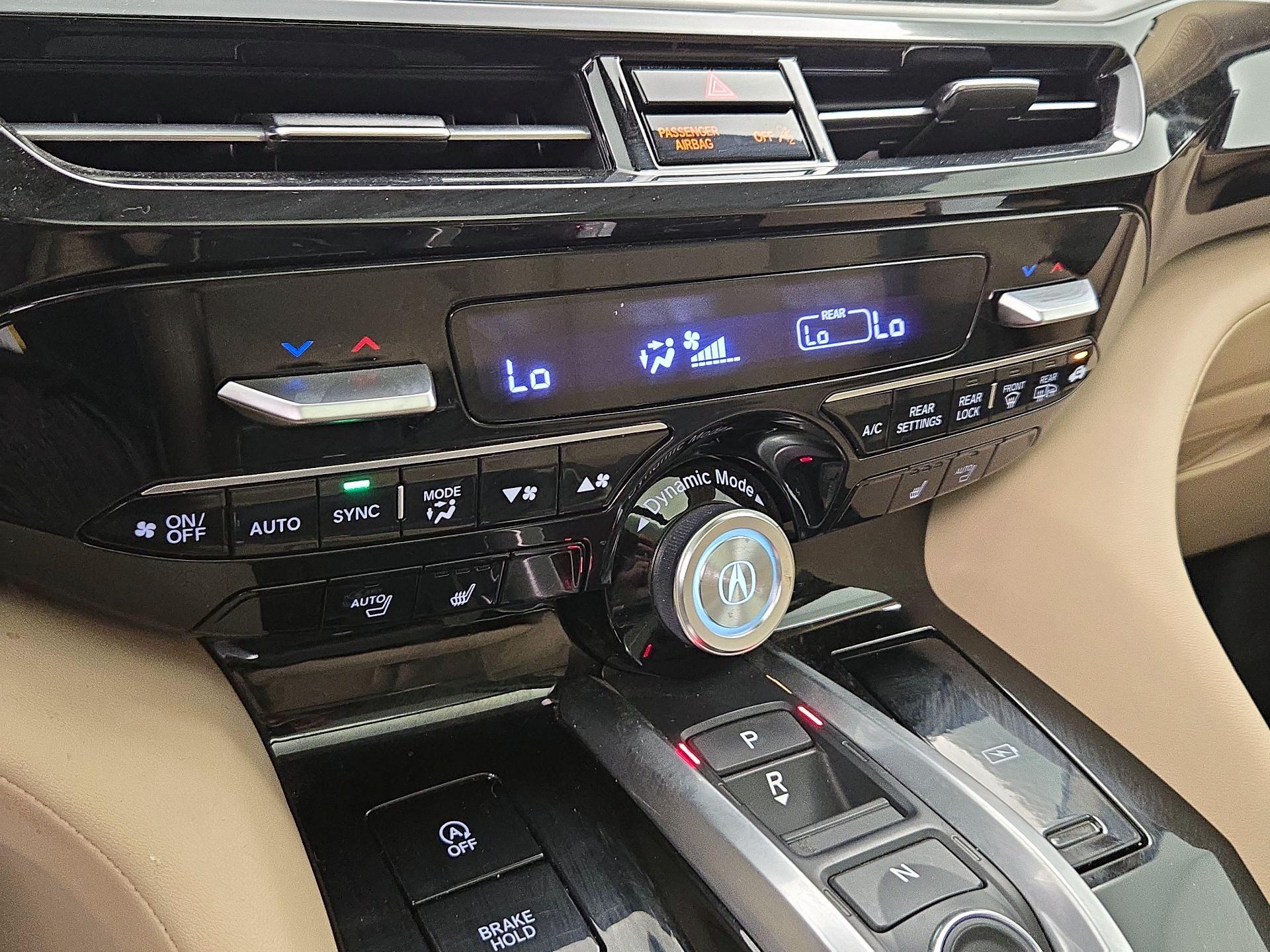 Thumbnail: 2023 Acura MDX - 17