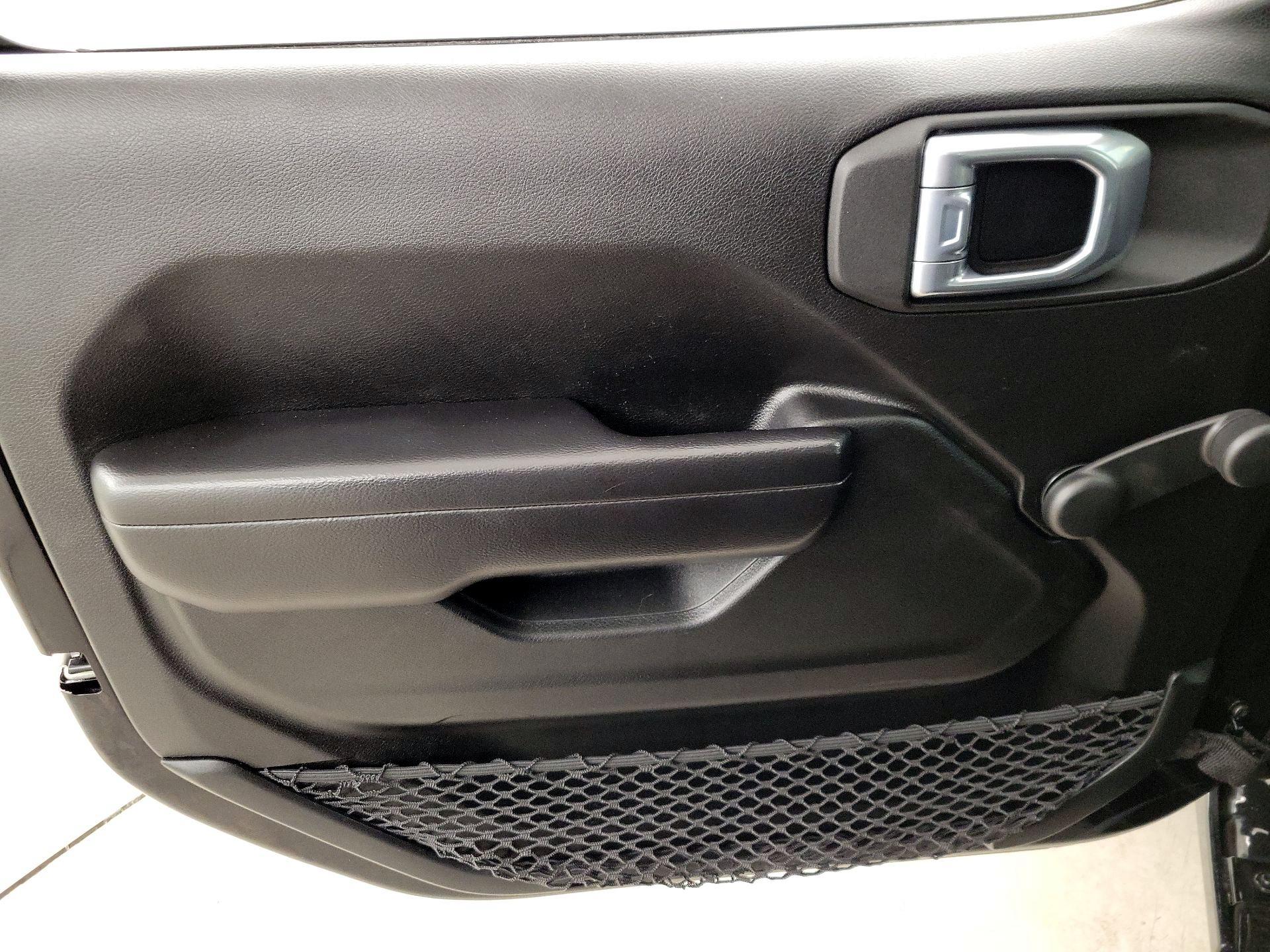 Thumbnail: 2021 Jeep Gladiator - 12