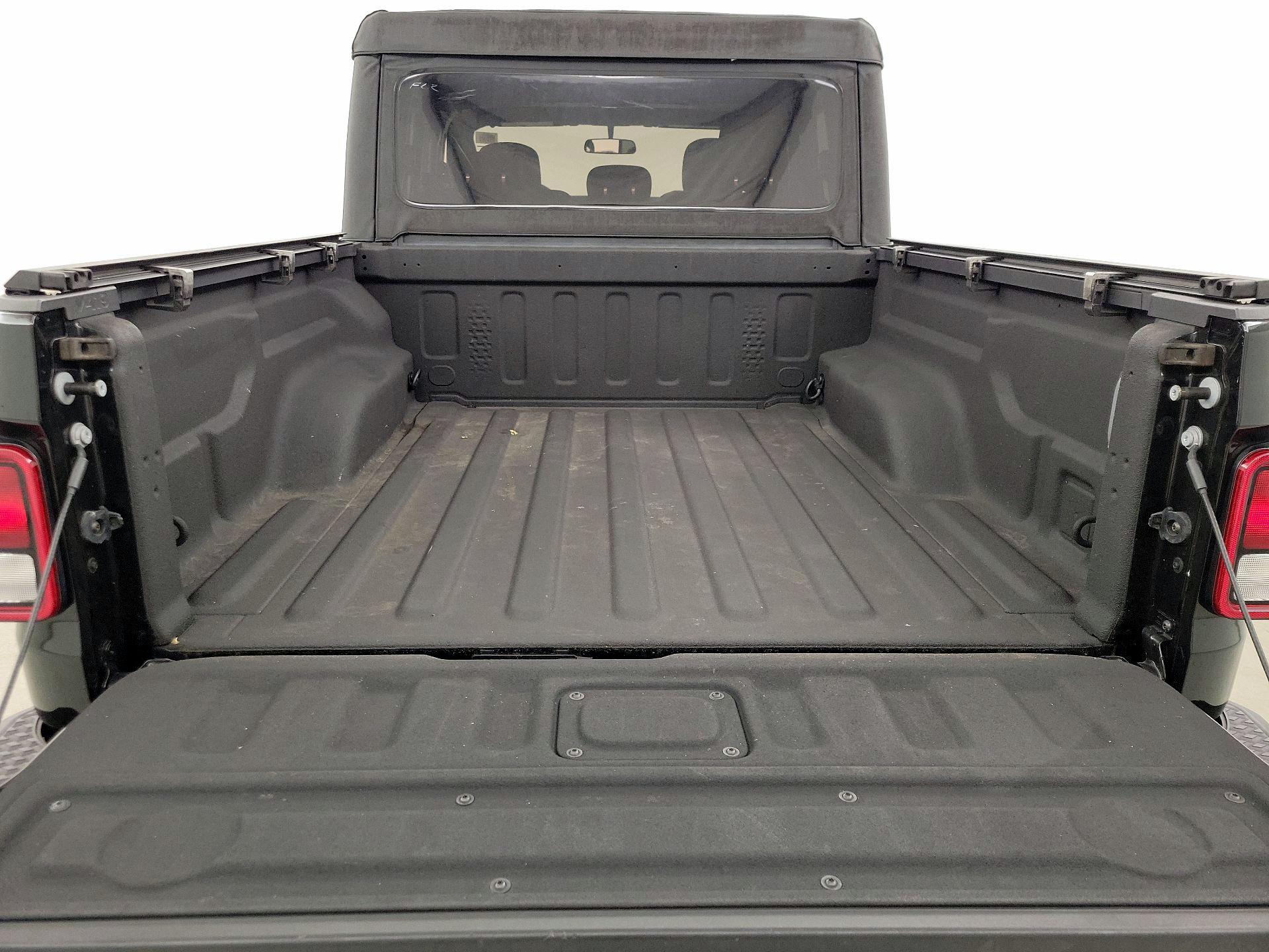 Thumbnail: 2021 Jeep Gladiator - 20