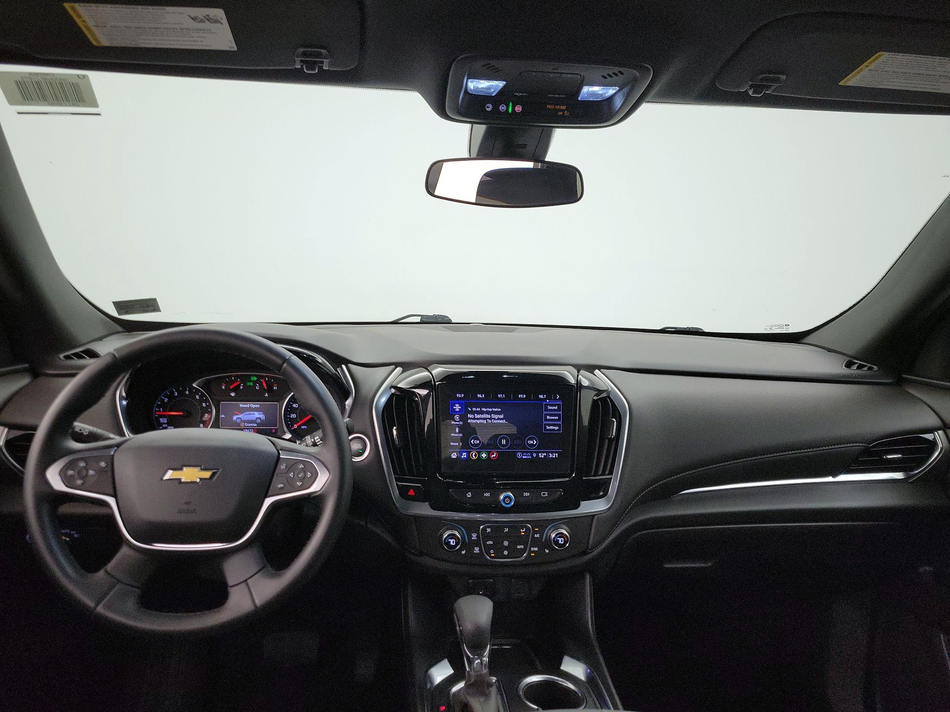 Thumbnail: 2023 Chevrolet Traverse - 9