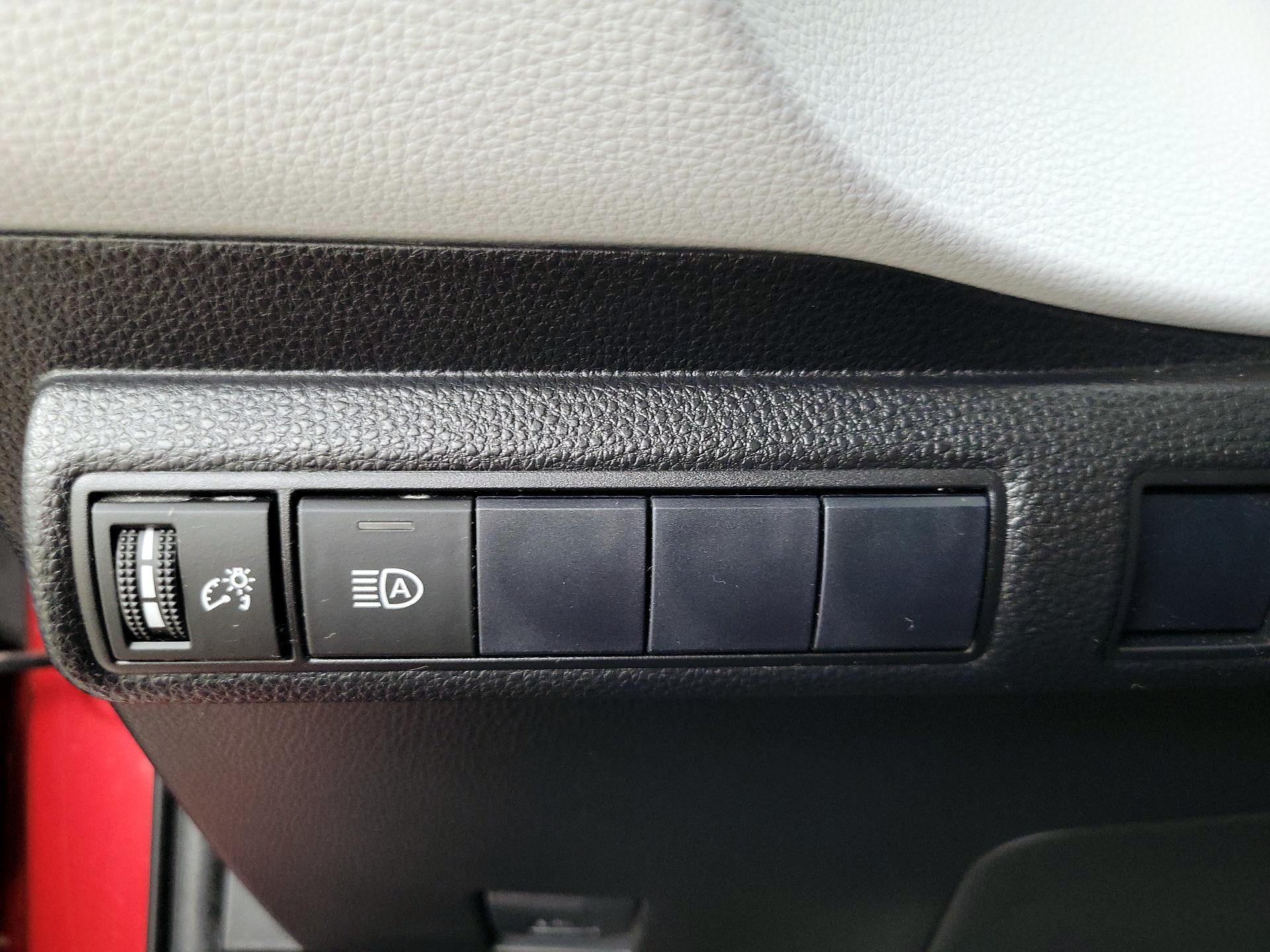 Thumbnail: 2020 Toyota Corolla - 13