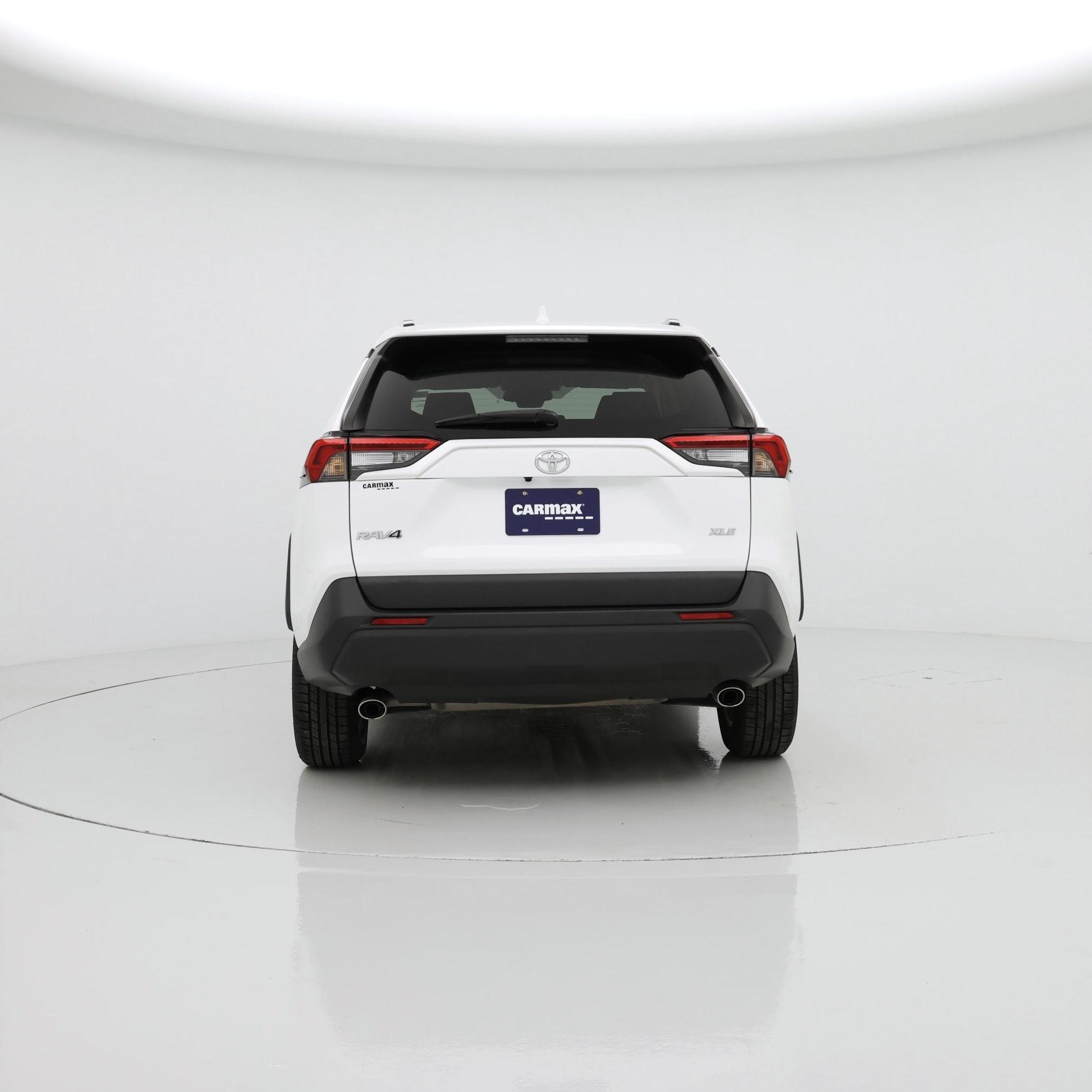 Thumbnail: 2022 Toyota RAV4 - 6