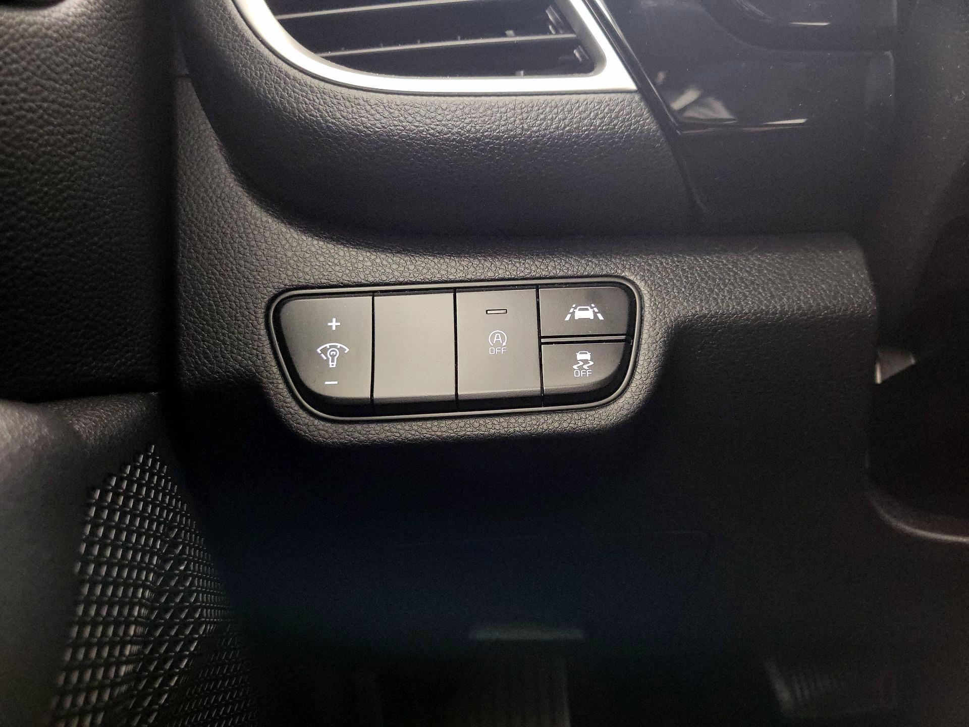 Thumbnail: 2021 Kia Seltos - 13