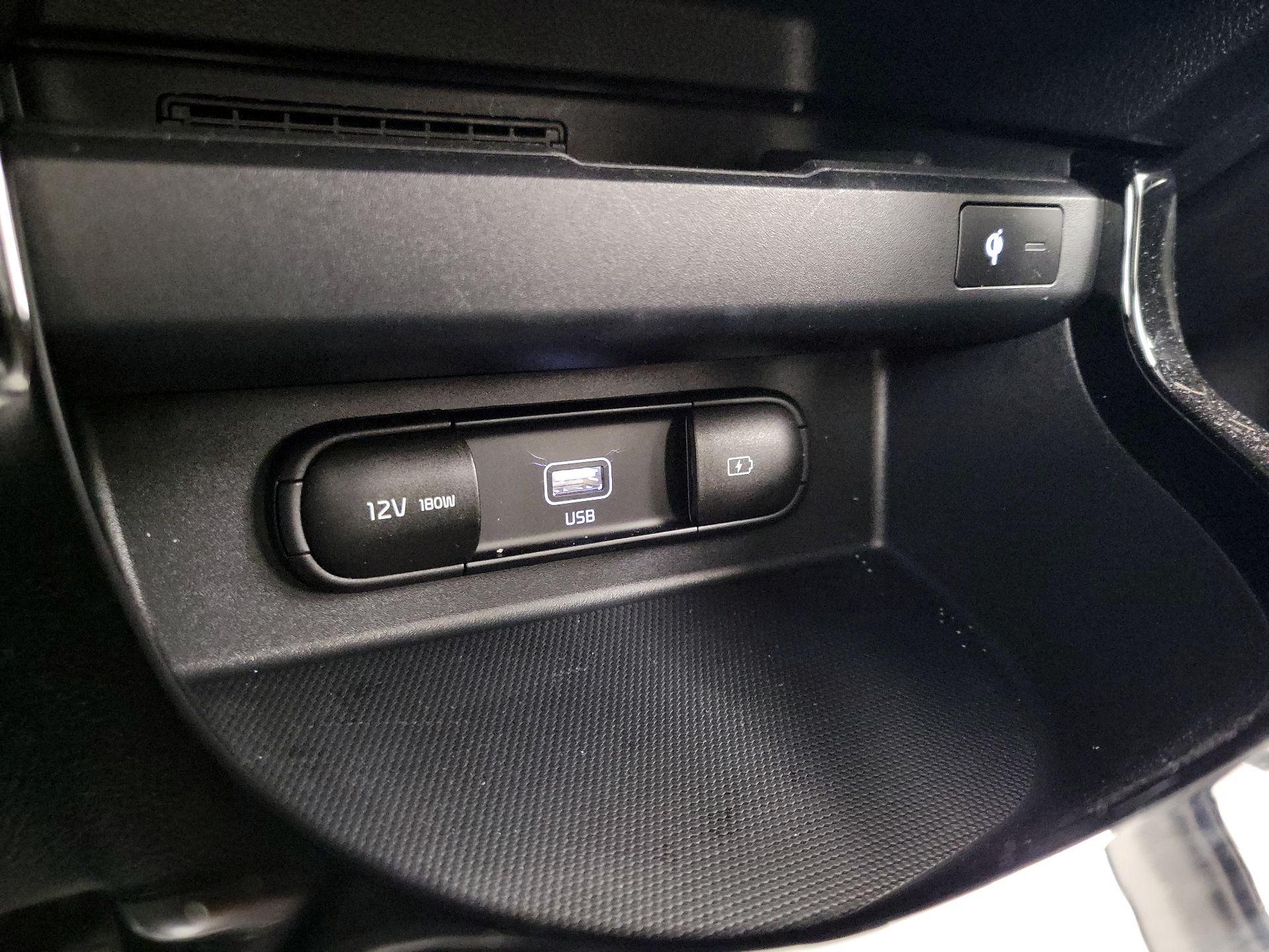 Thumbnail: 2021 Kia Seltos - 18