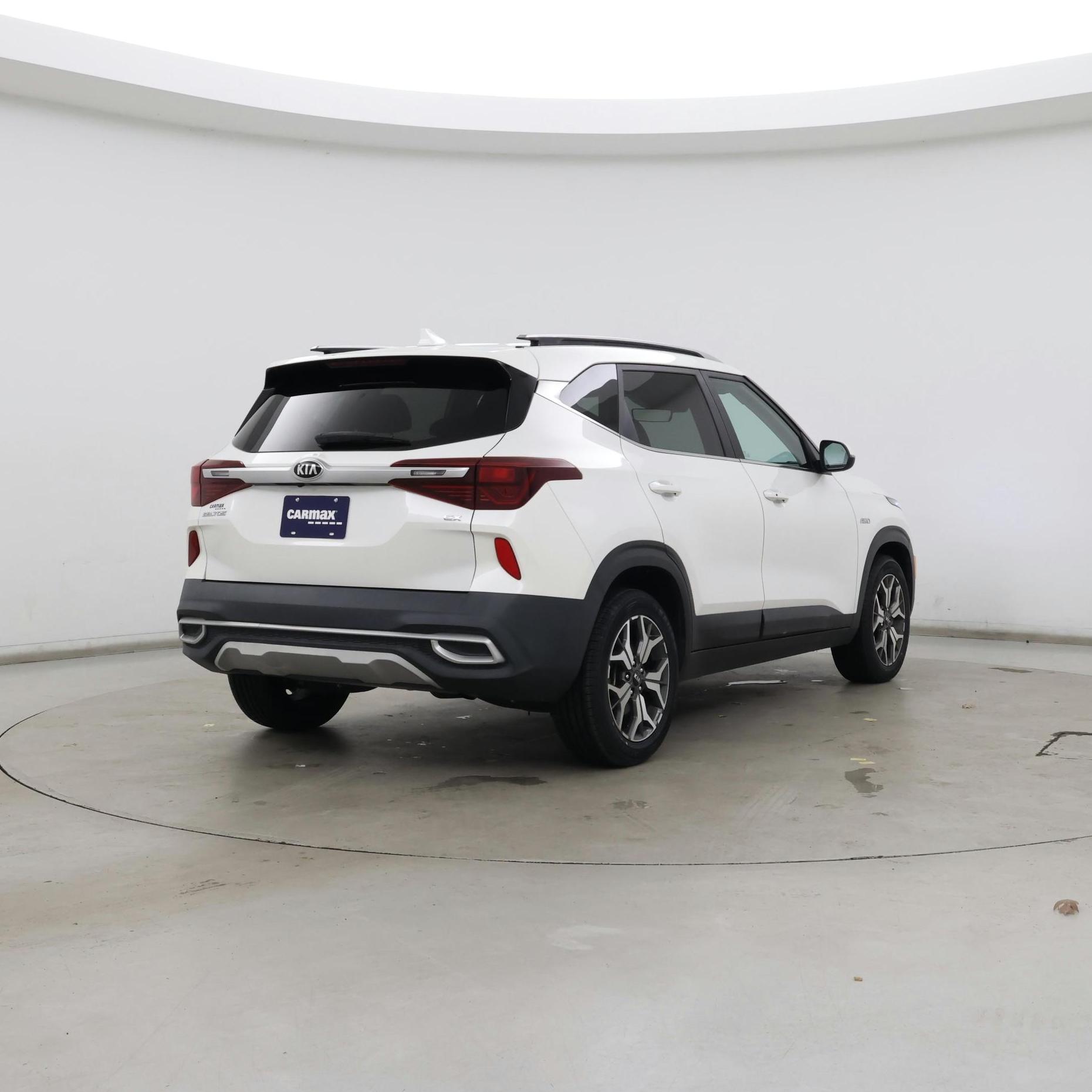 Thumbnail: 2021 Kia Seltos - 8