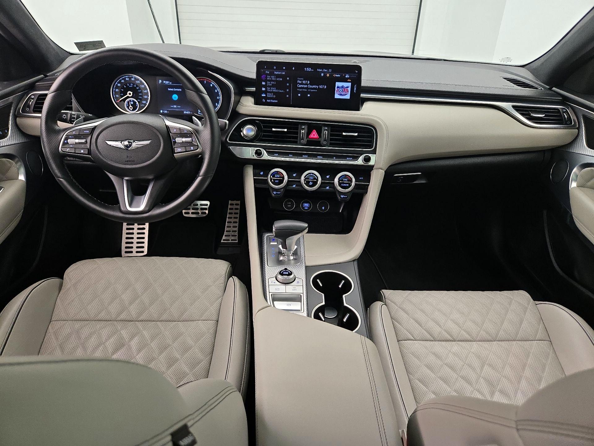 Thumbnail: 2022 Genesis G70 - 9