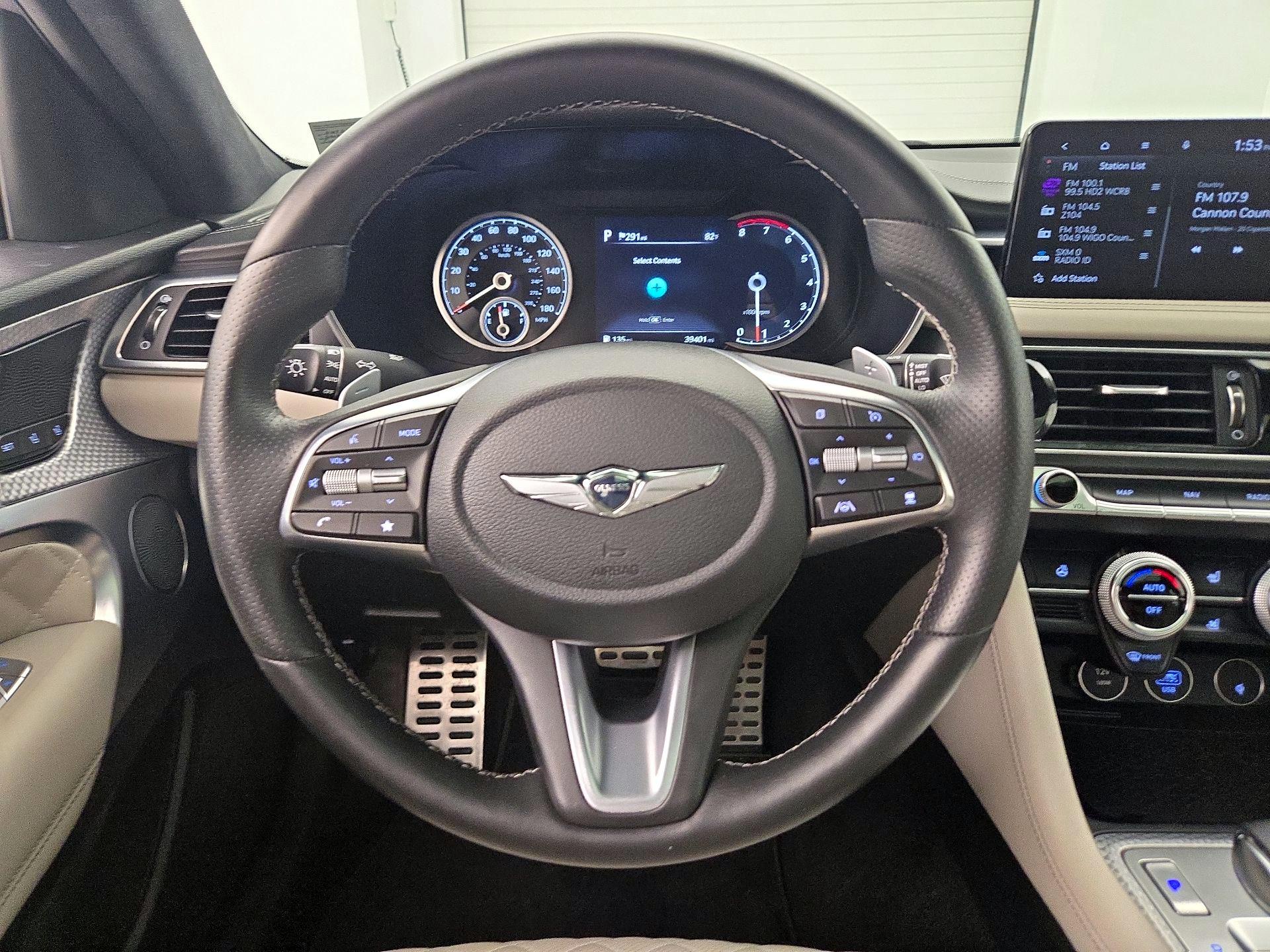 Thumbnail: 2022 Genesis G70 - 10