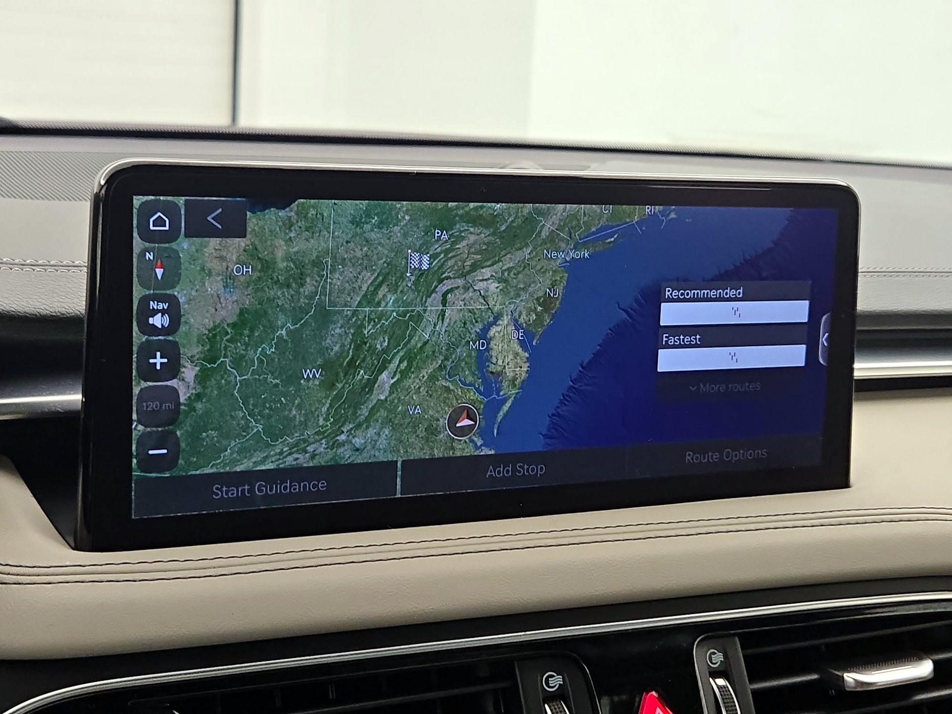 Thumbnail: 2022 Genesis G70 - 14