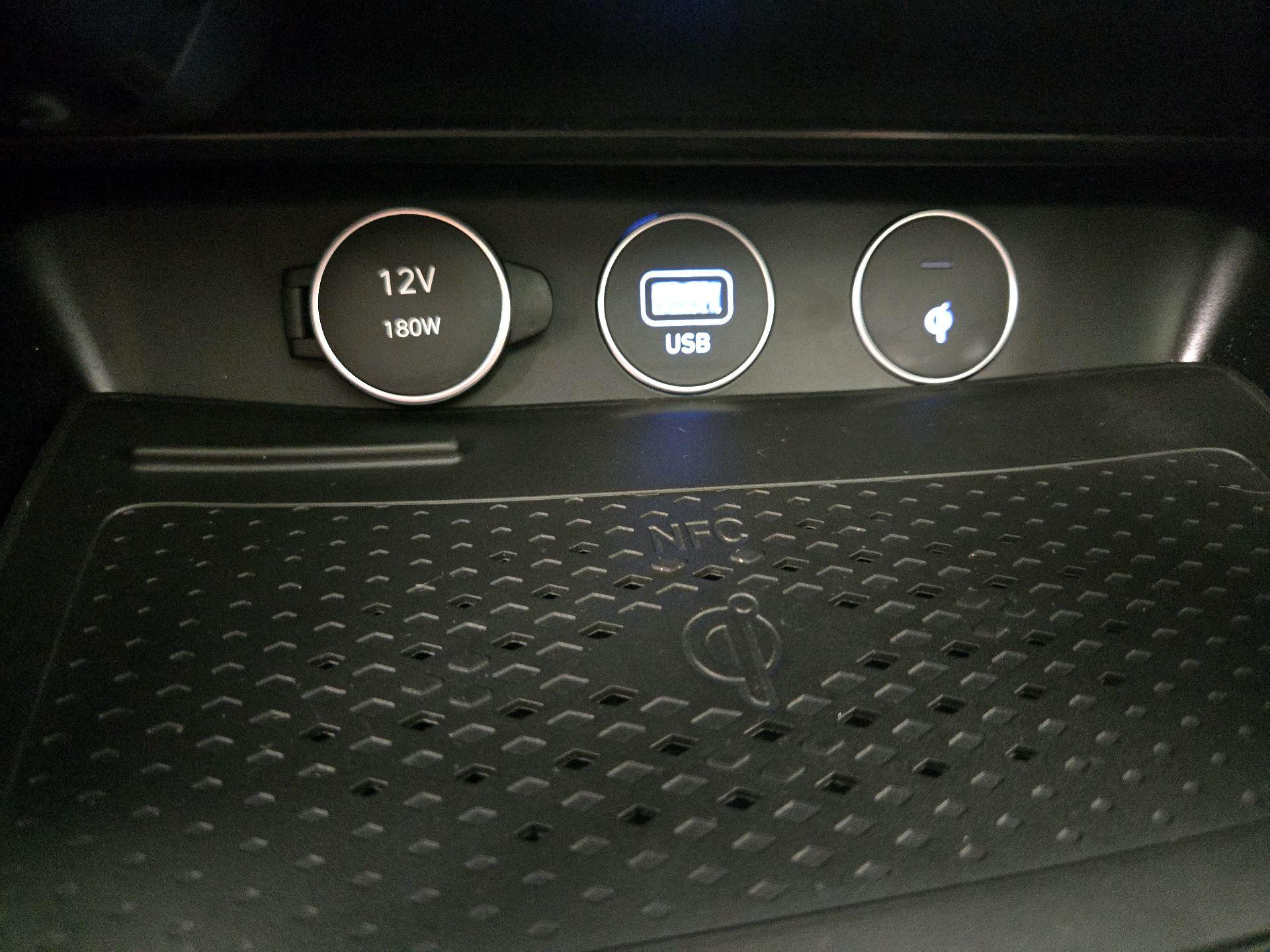 Thumbnail: 2022 Genesis G70 - 19