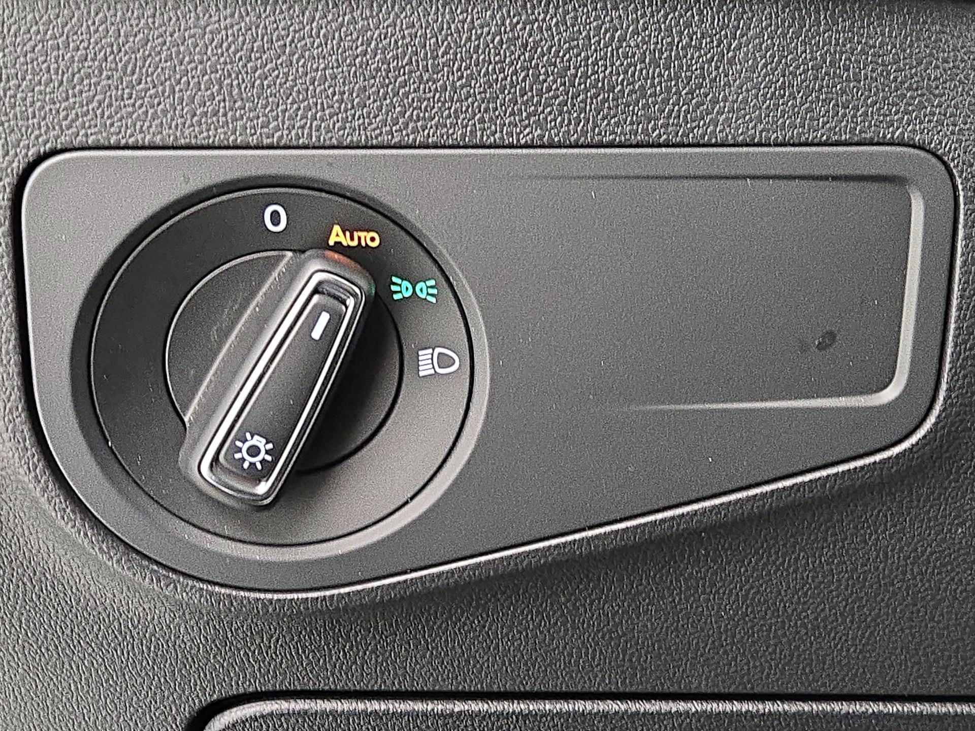 Thumbnail: 2024 Volkswagen Tiguan - 13