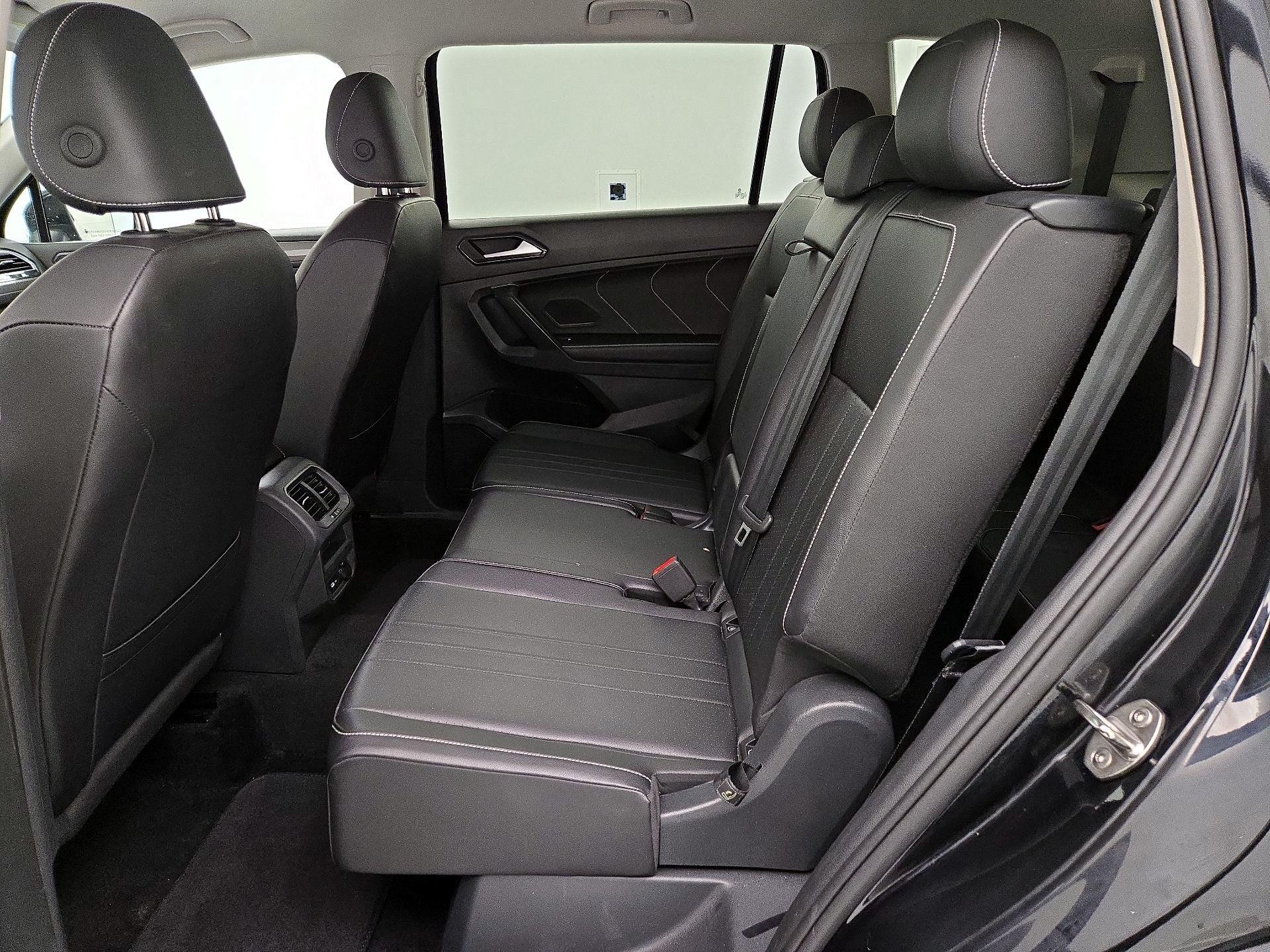 Thumbnail: 2024 Volkswagen Tiguan - 19