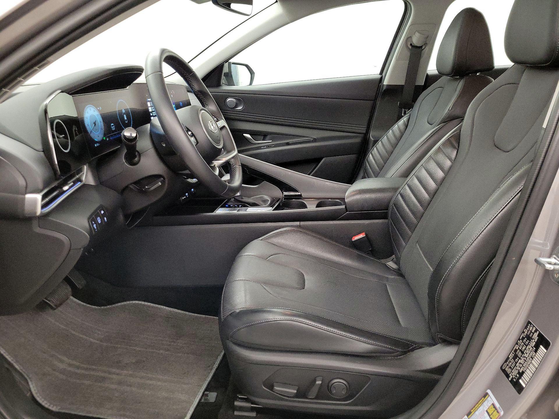 Thumbnail: 2023 Hyundai Elantra - 11