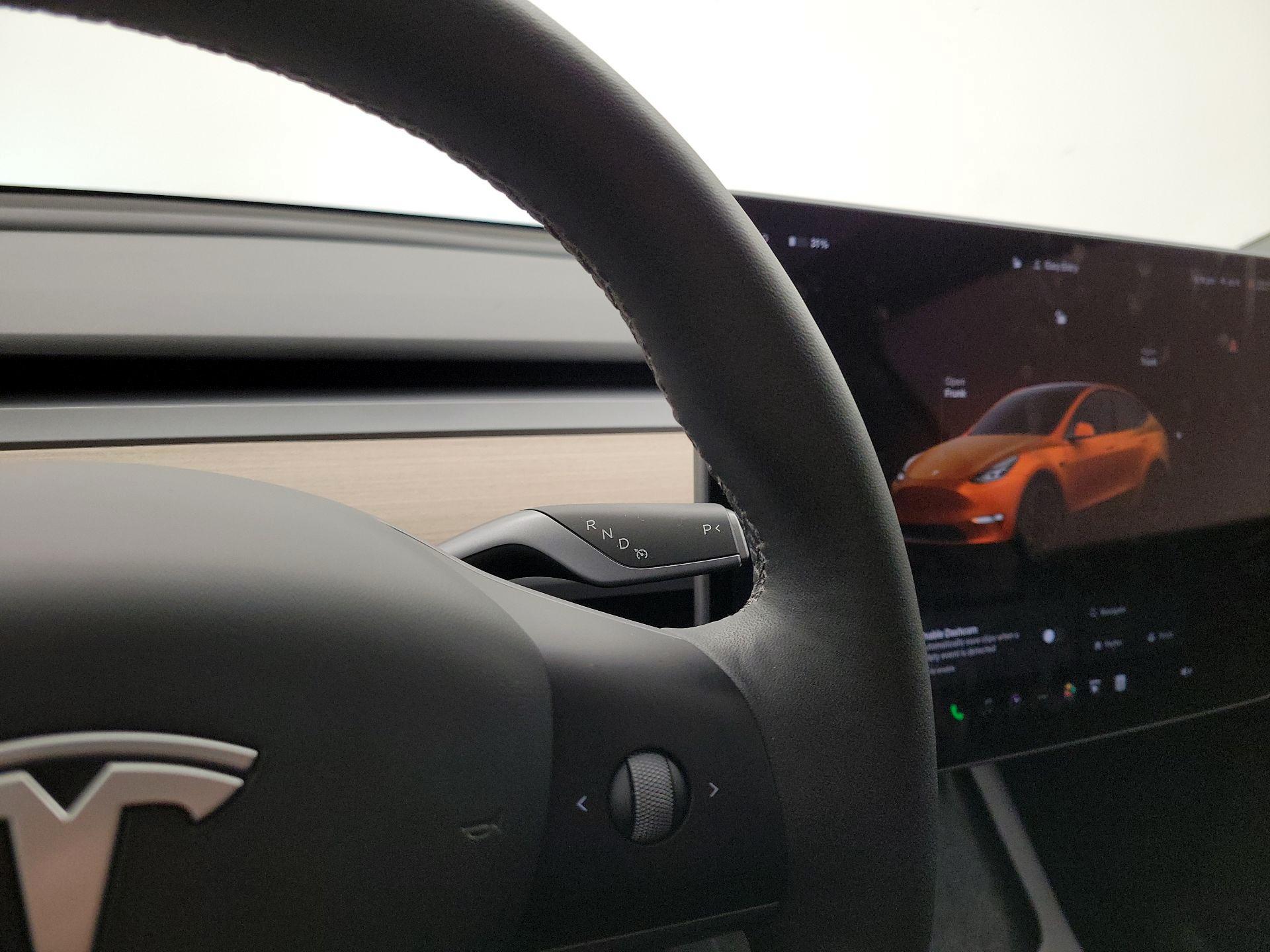 Thumbnail: 2025 Tesla Model Y - 17