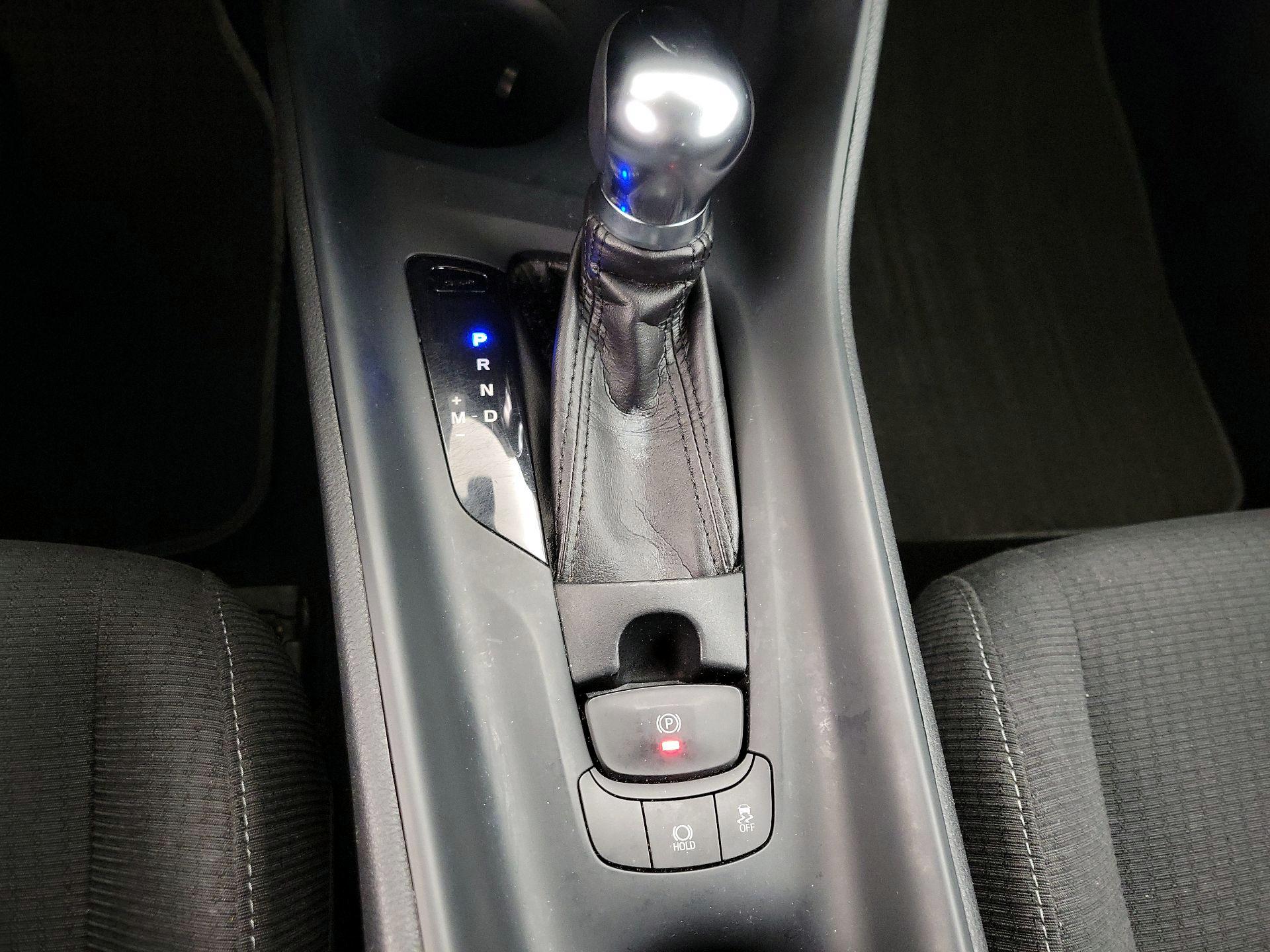 Thumbnail: 2018 Toyota C-HR - 17