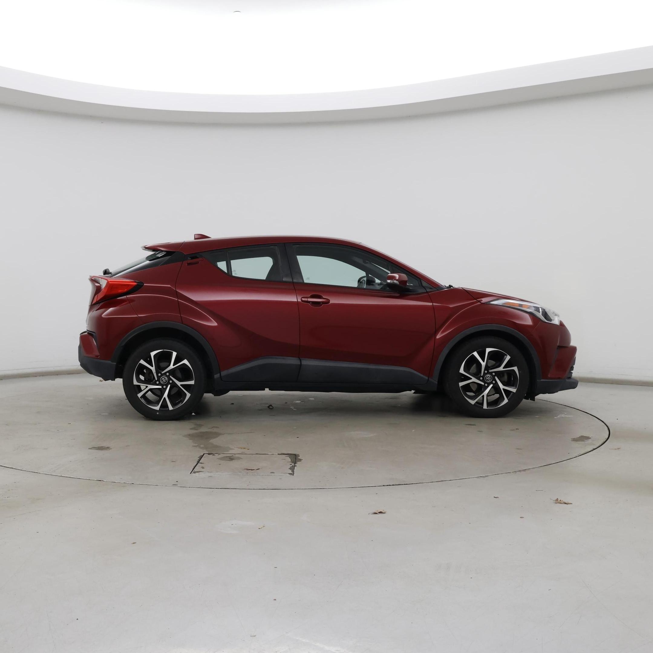 Thumbnail: 2018 Toyota C-HR - 7