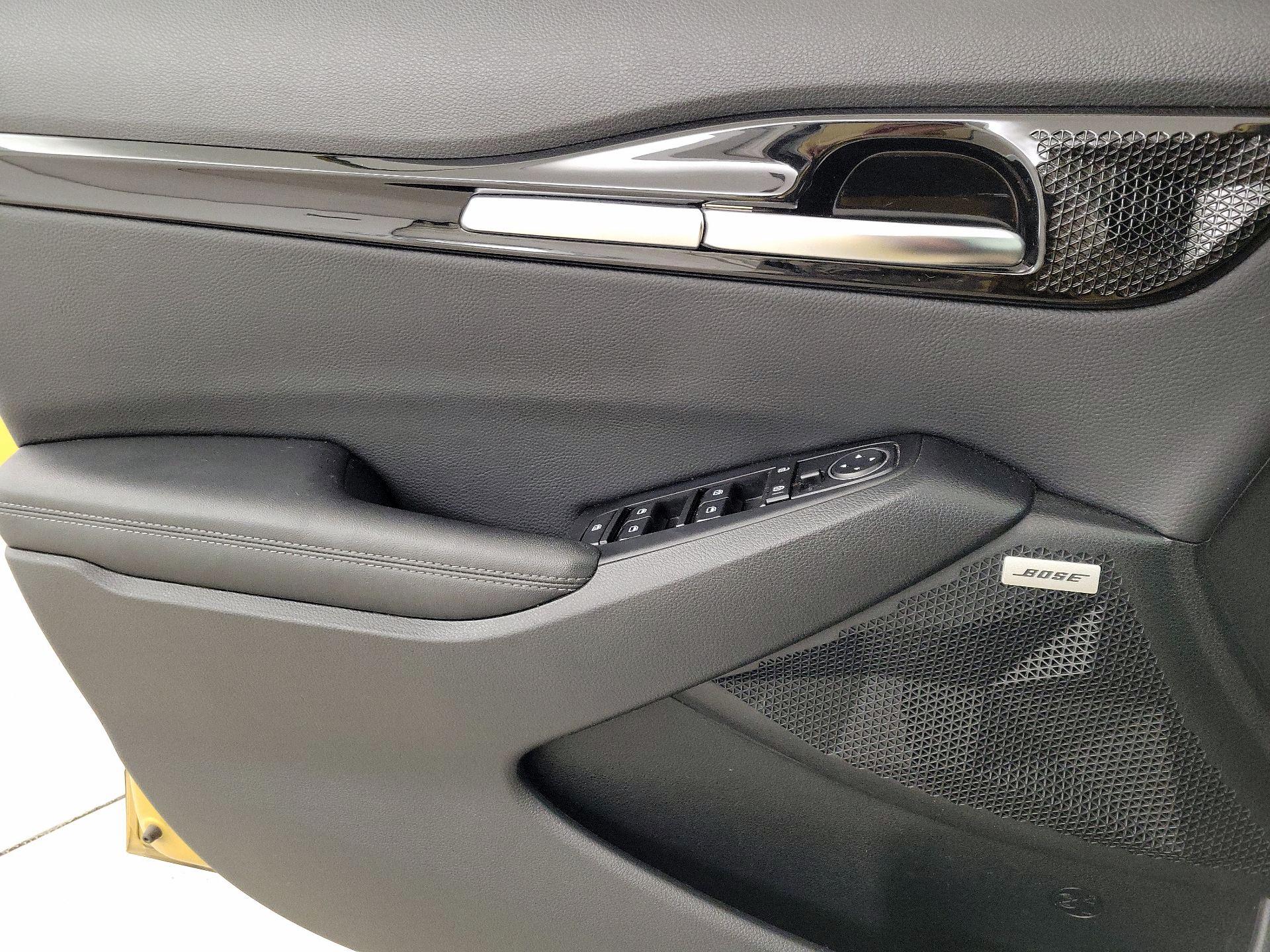 Thumbnail: 2023 Kia Seltos - 12