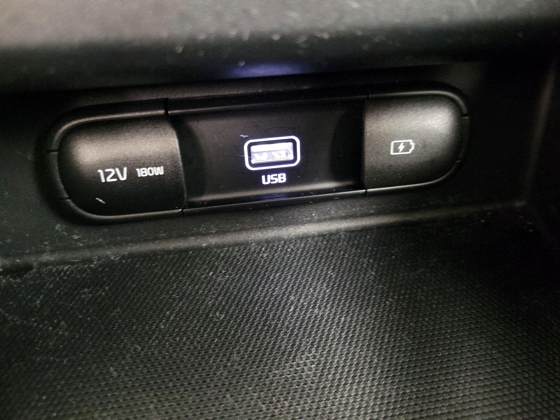 Thumbnail: 2023 Kia Seltos - 19