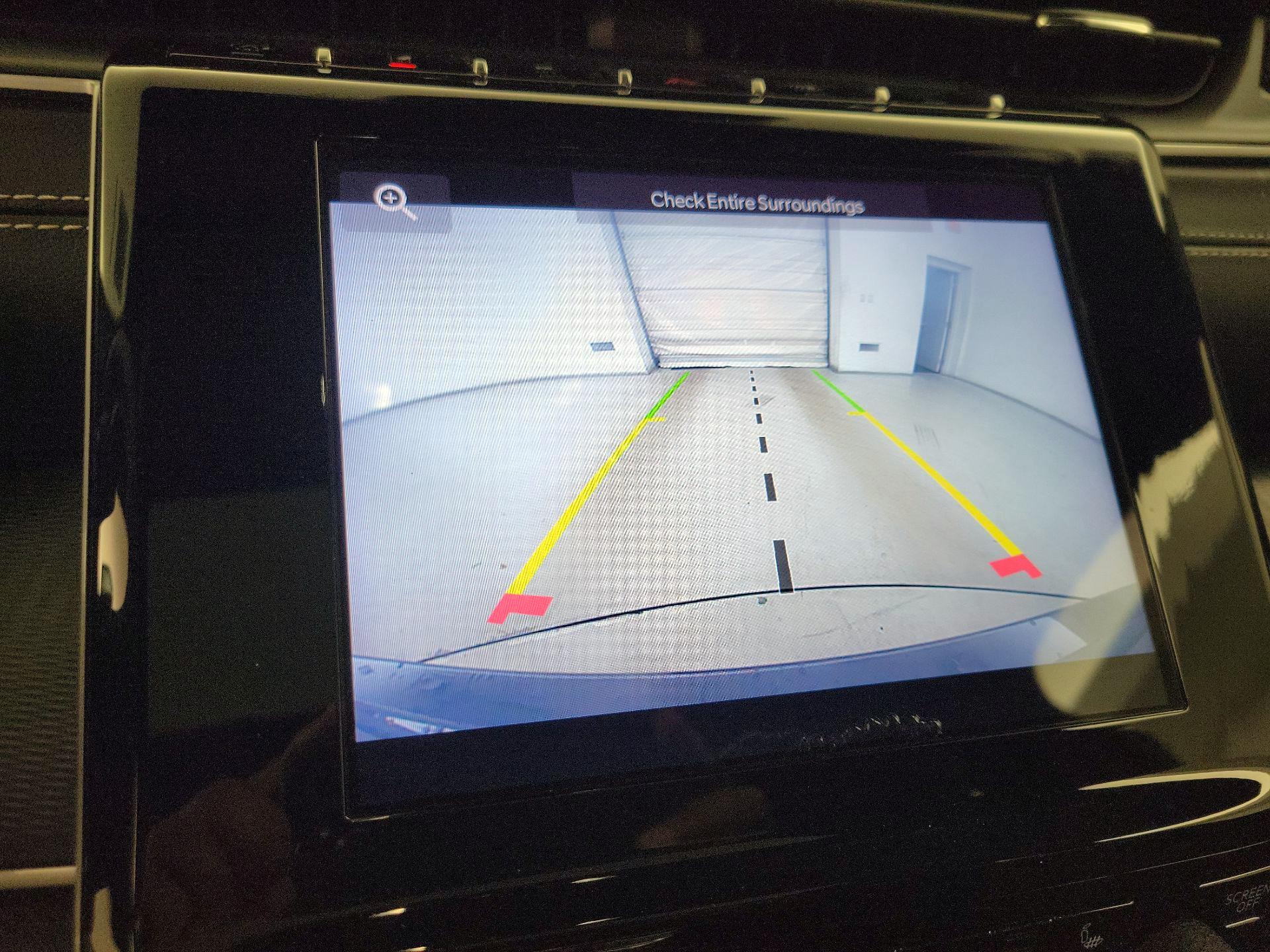 Thumbnail: 2023 Jeep Grand Cherokee - 14