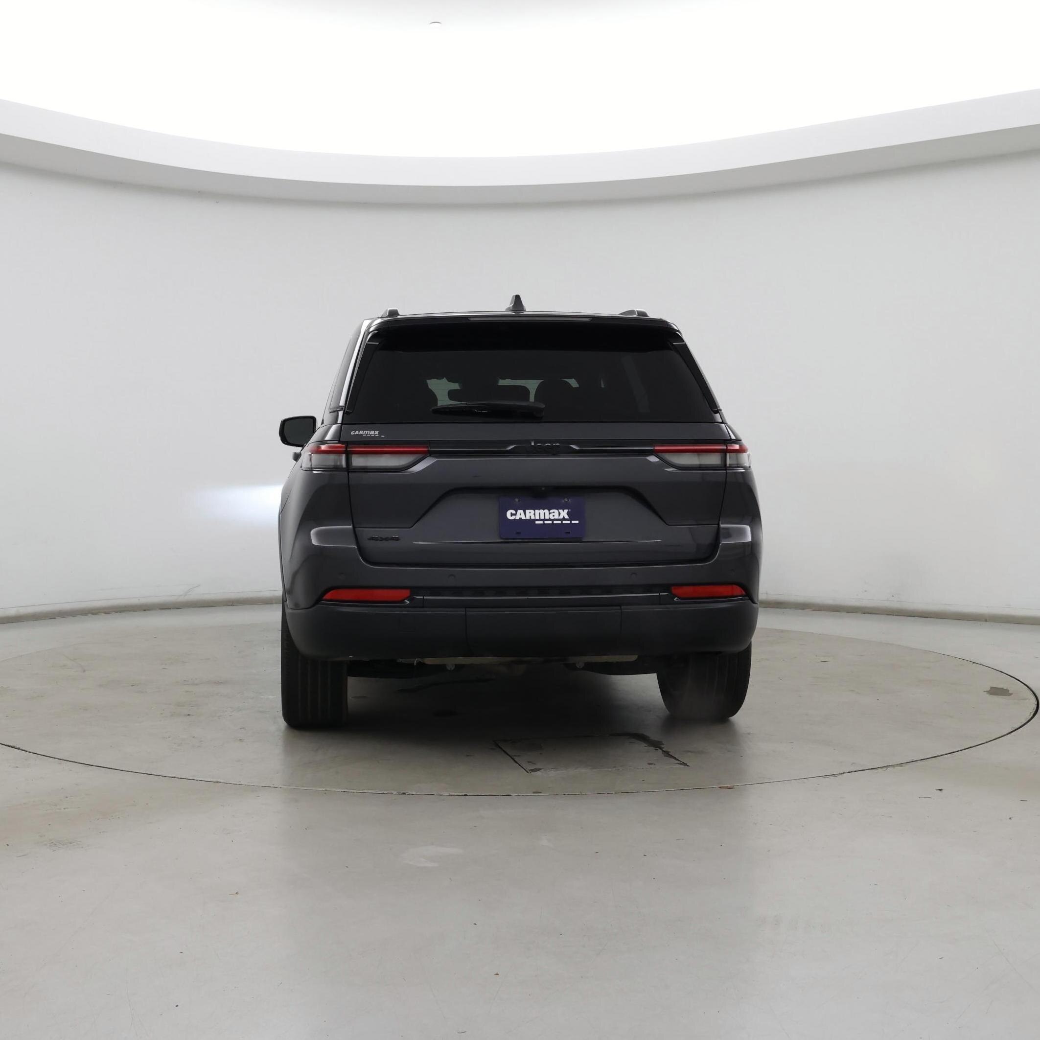 Thumbnail: 2023 Jeep Grand Cherokee - 6