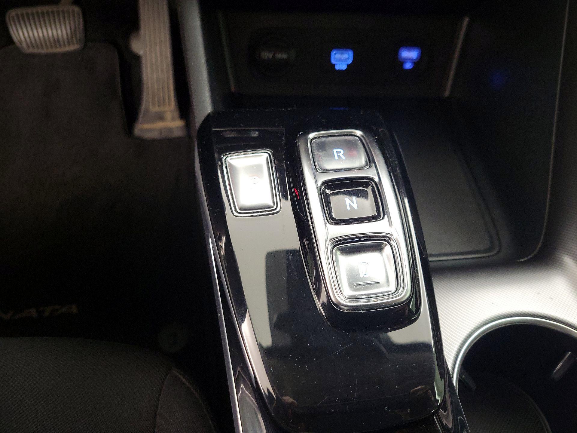 Thumbnail: 2021 Hyundai Sonata - 17