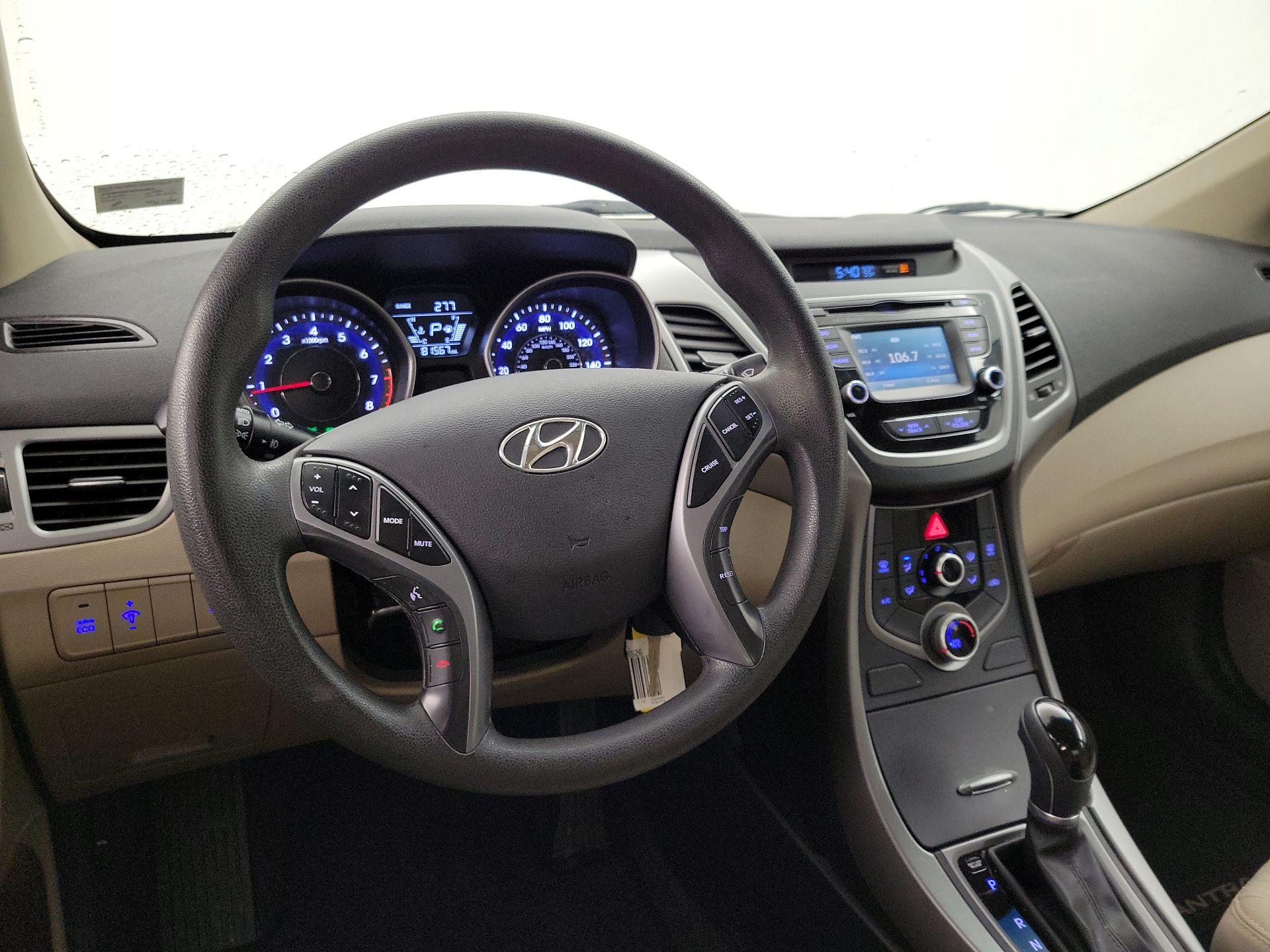 Thumbnail: 2016 Hyundai Elantra - 9