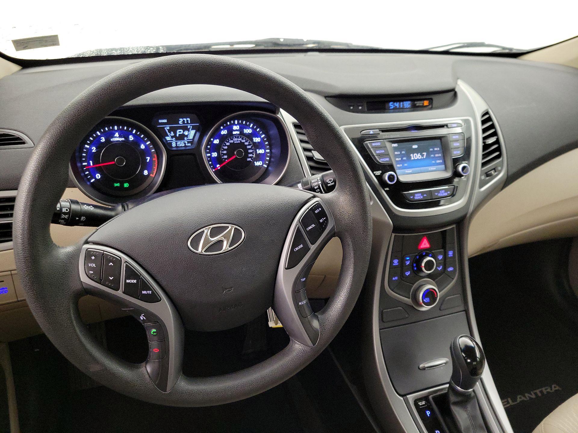 Thumbnail: 2016 Hyundai Elantra - 10