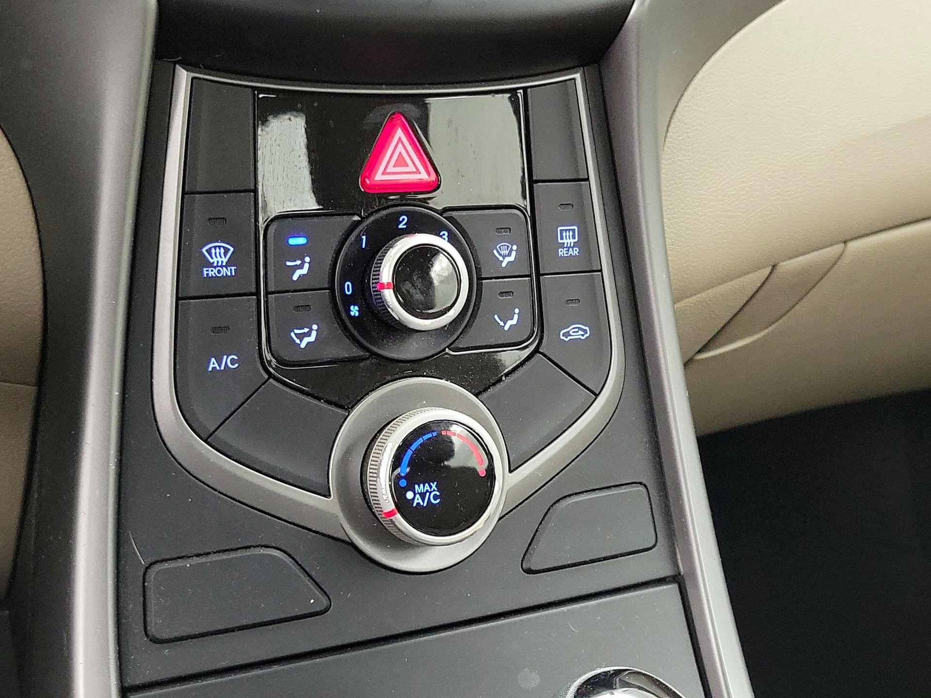 Thumbnail: 2016 Hyundai Elantra - 16