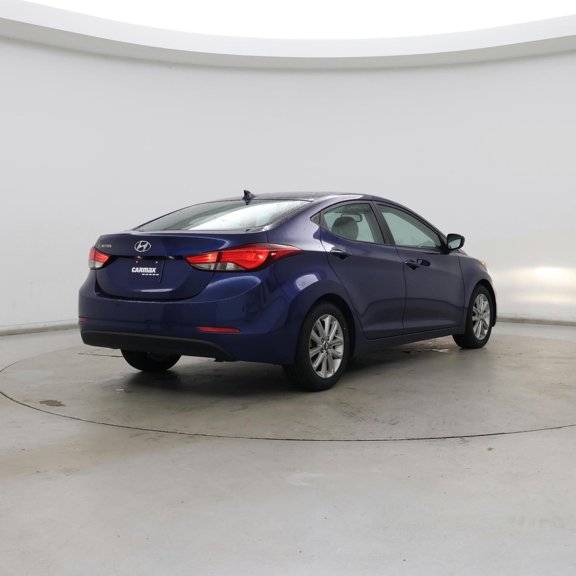 Thumbnail: 2016 Hyundai Elantra - 8