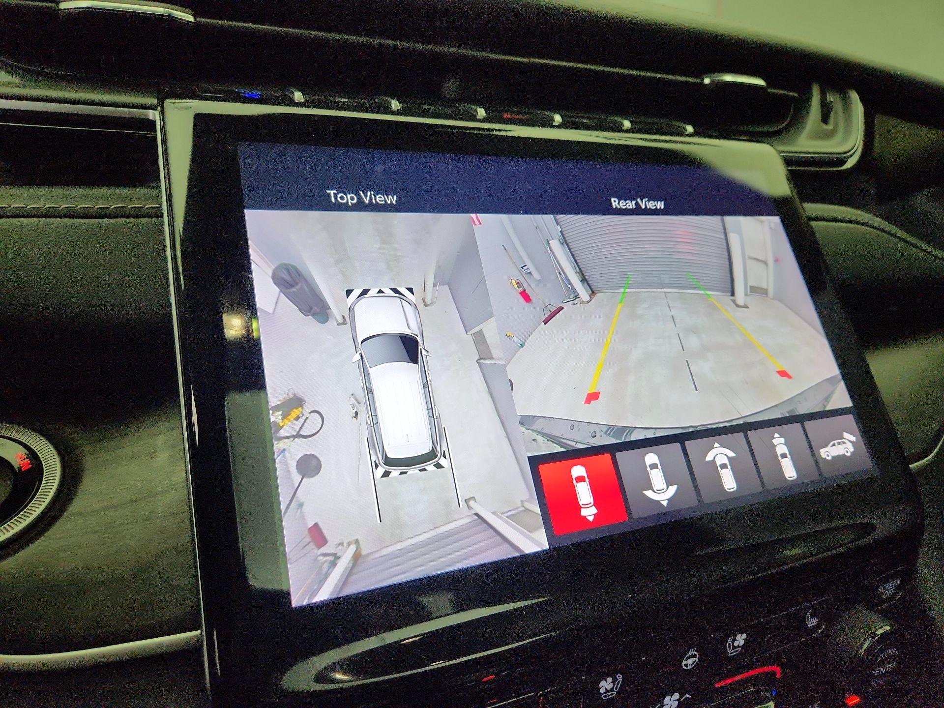 Thumbnail: 2023 Jeep Grand Cherokee - 15