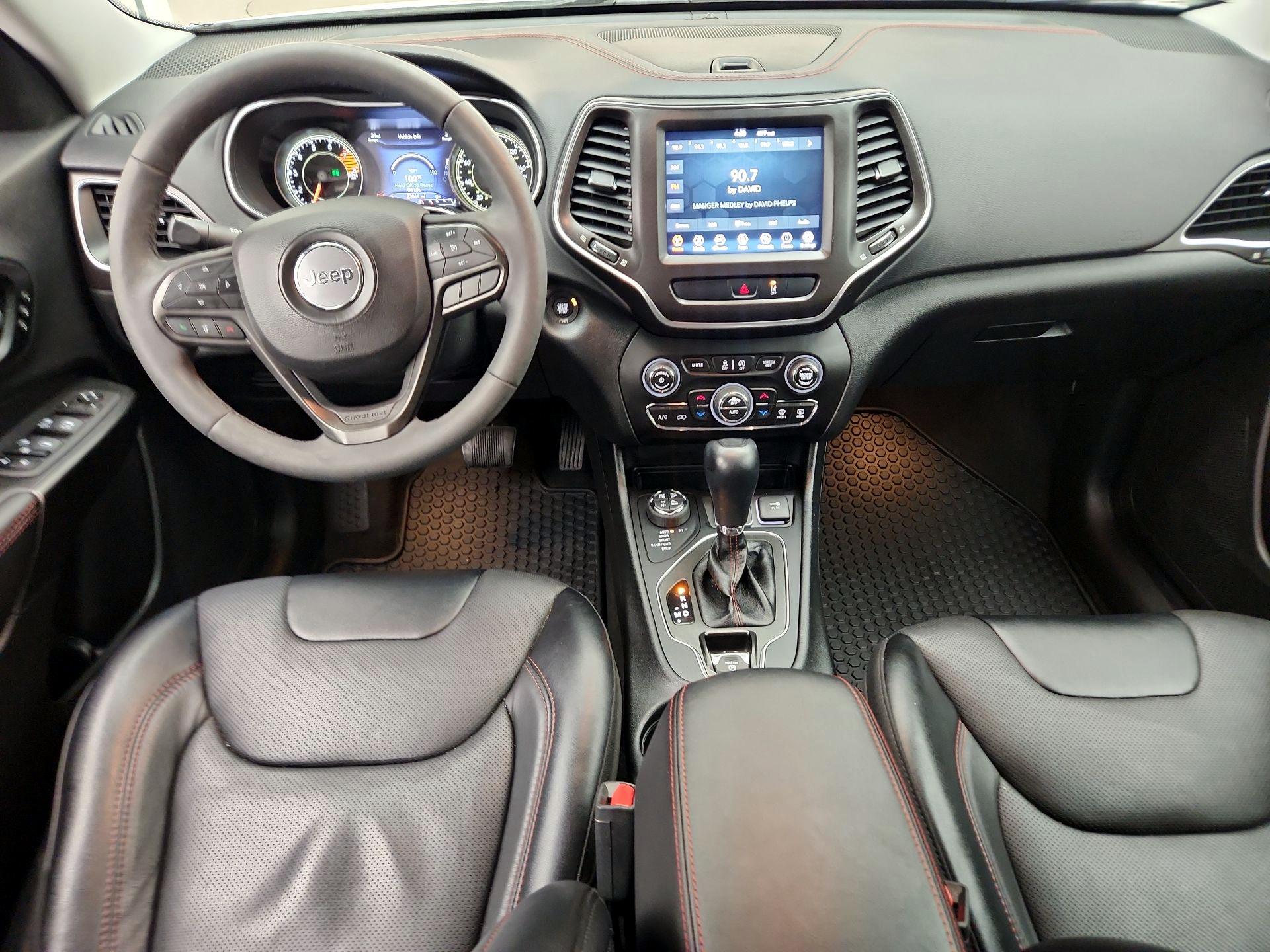 Thumbnail: 2022 Jeep Cherokee - 9