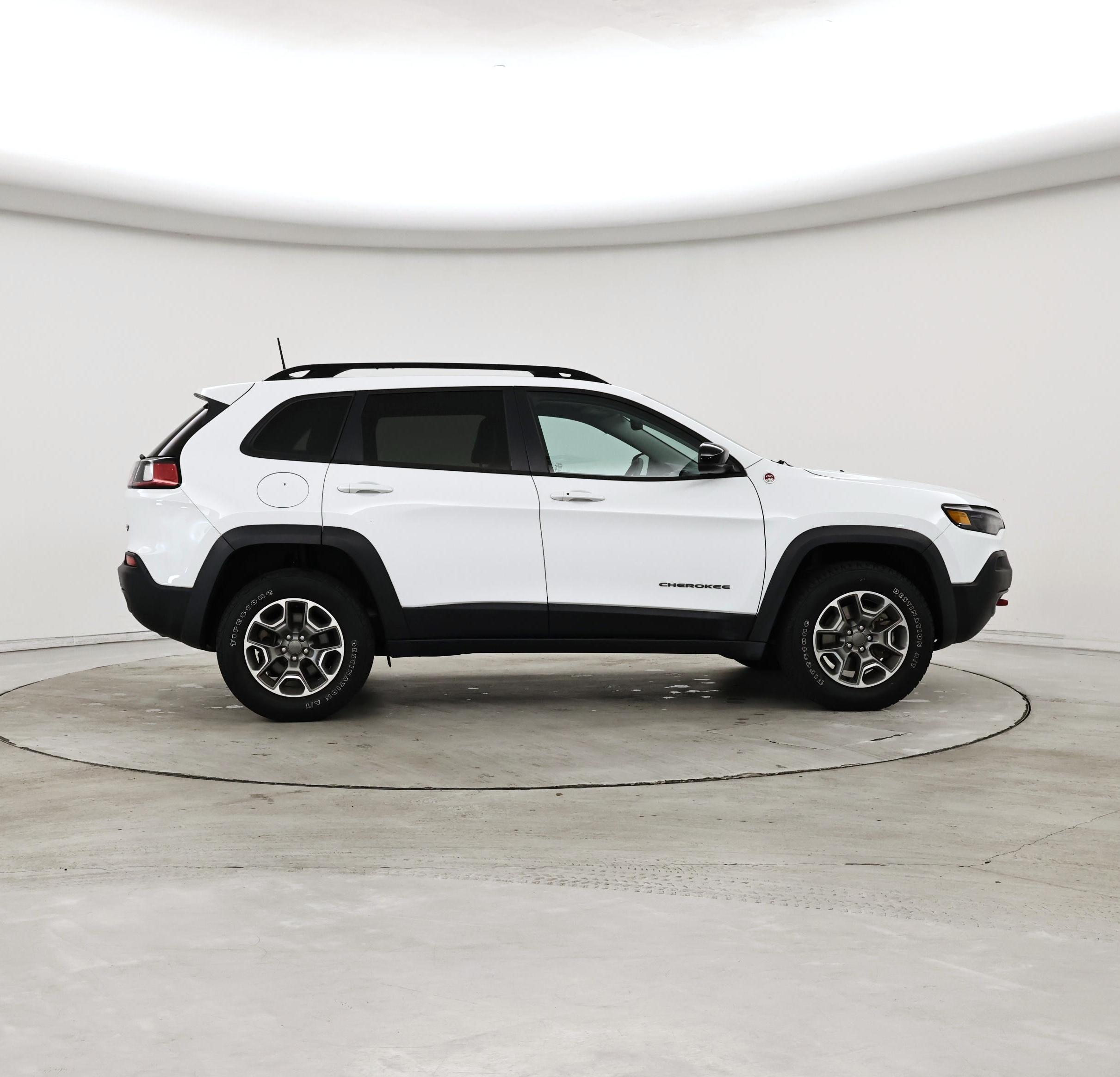 Thumbnail: 2022 Jeep Cherokee - 7