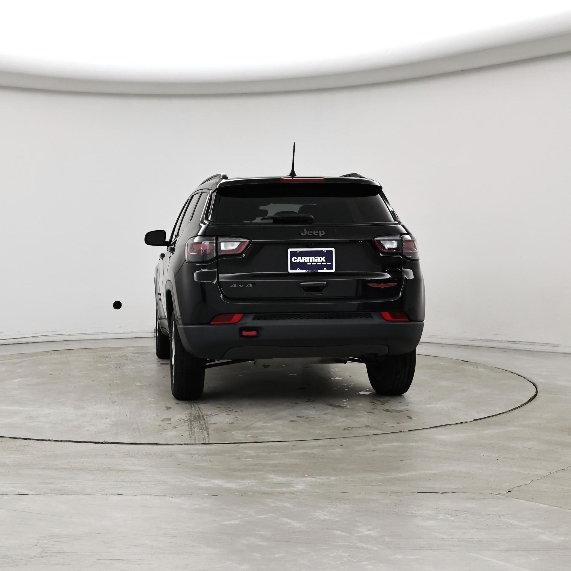 Thumbnail: 2022 Jeep Compass - 6