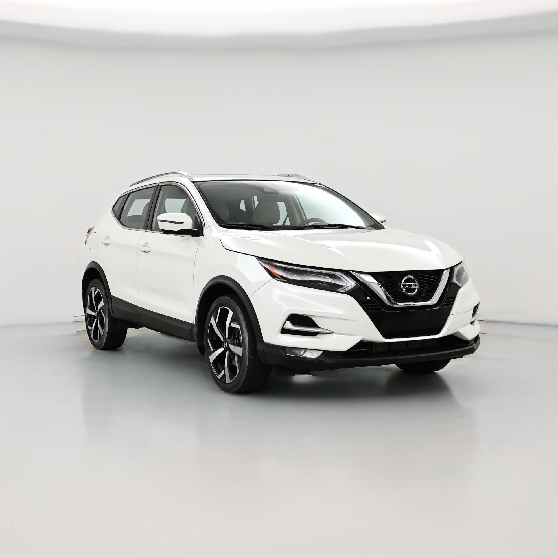 Thumbnail: 2021 Nissan Rogue Sport - 1