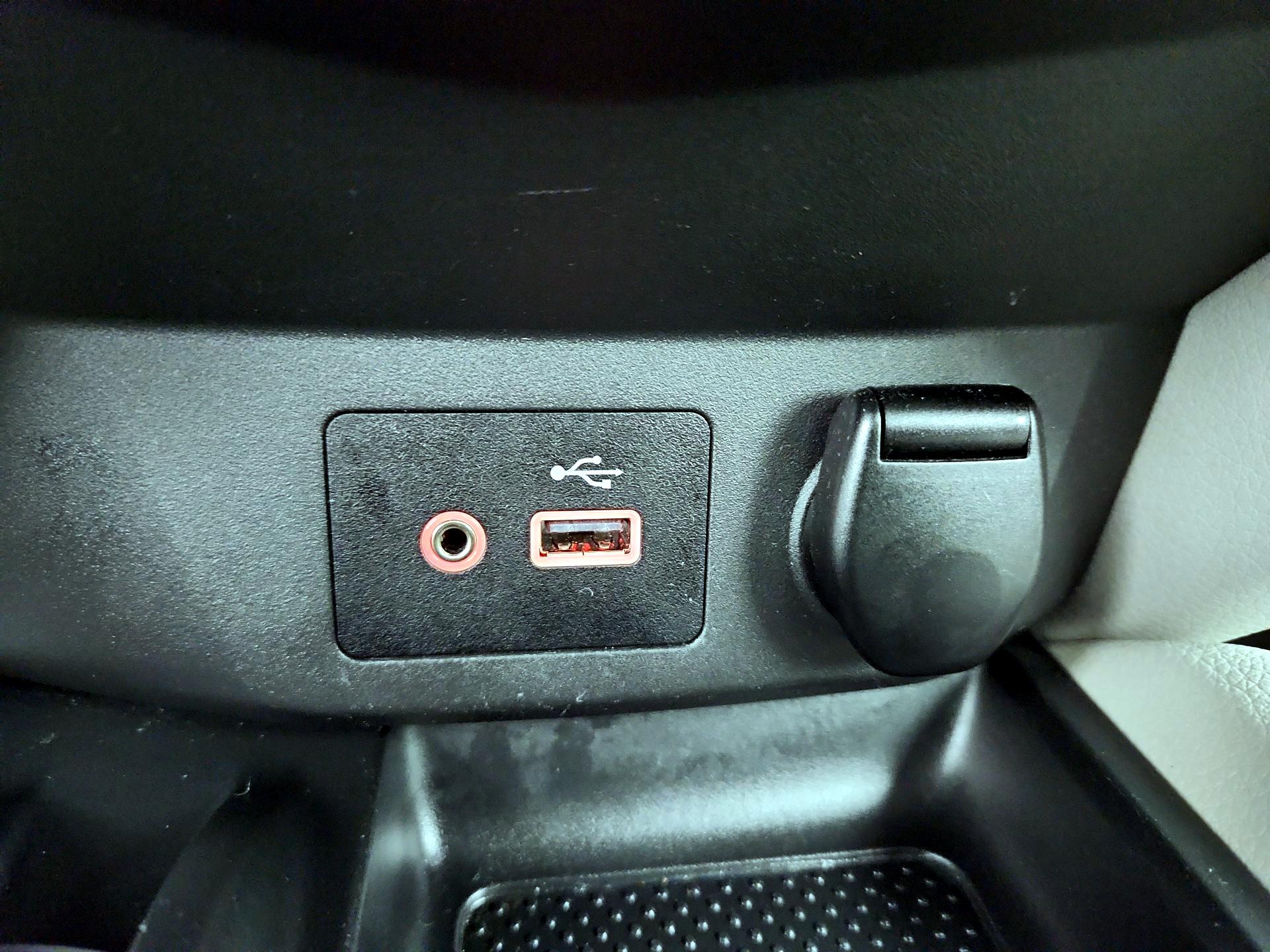 Thumbnail: 2021 Nissan Rogue Sport - 19