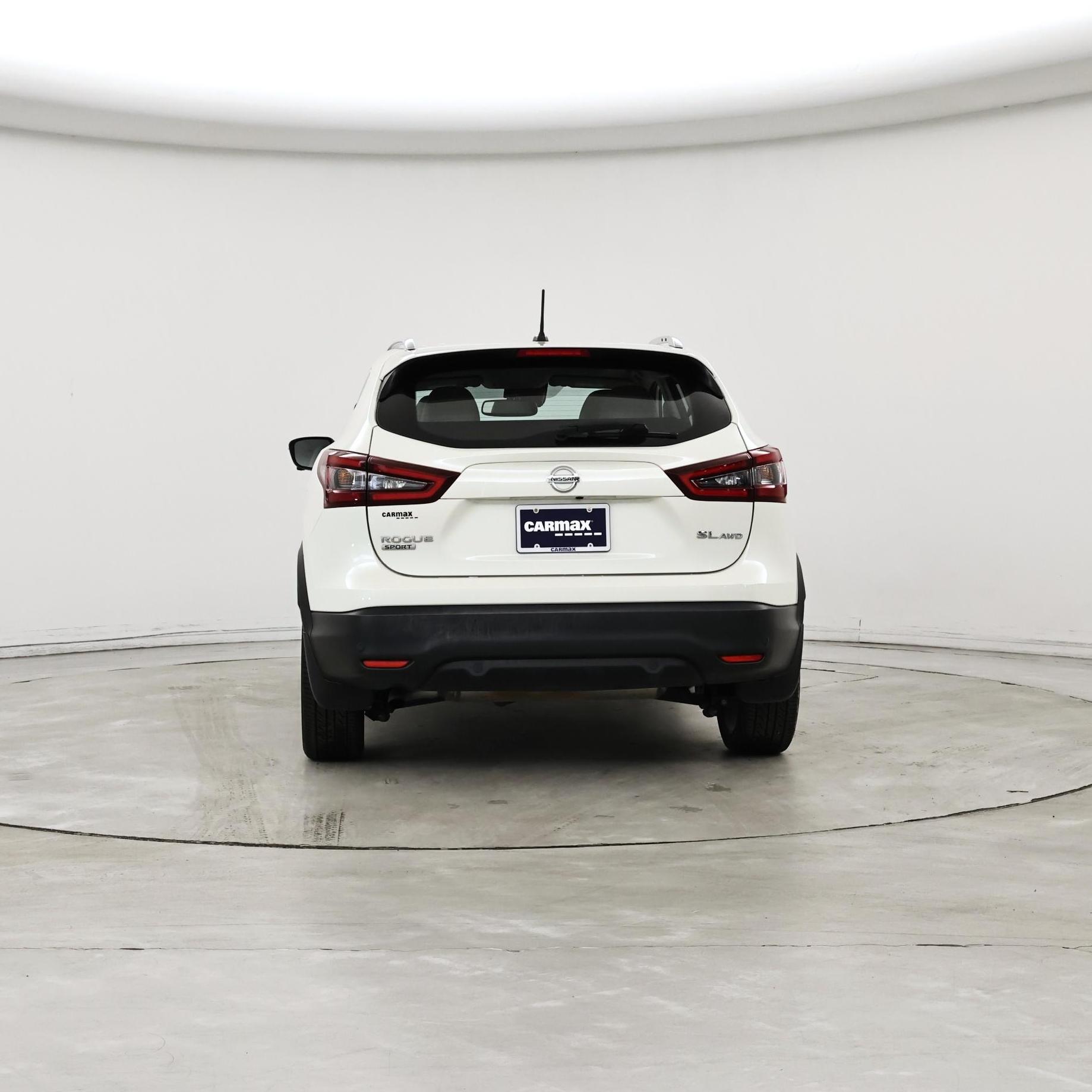 Thumbnail: 2021 Nissan Rogue Sport - 6