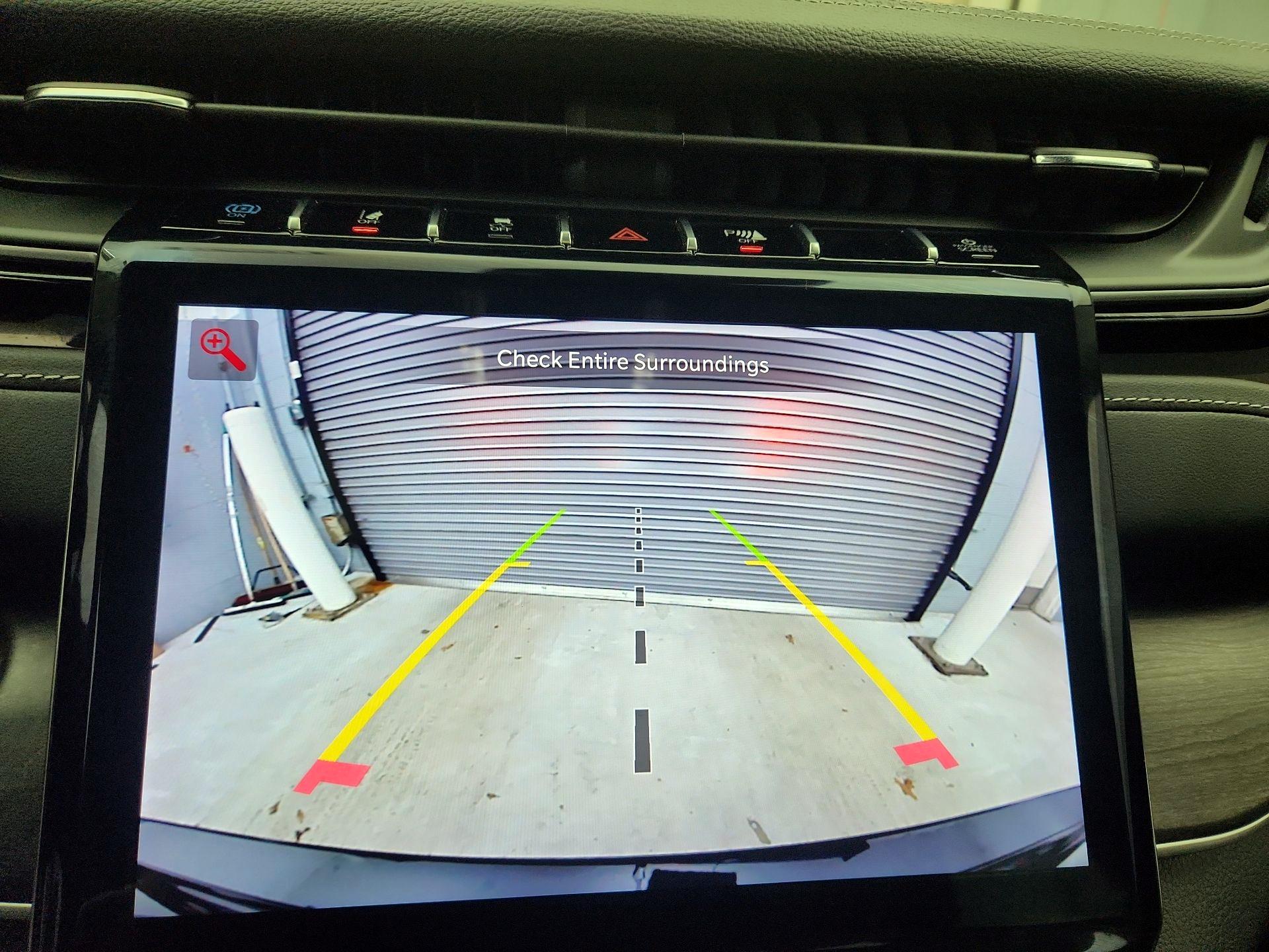 Thumbnail: 2023 Jeep Grand Cherokee - 15