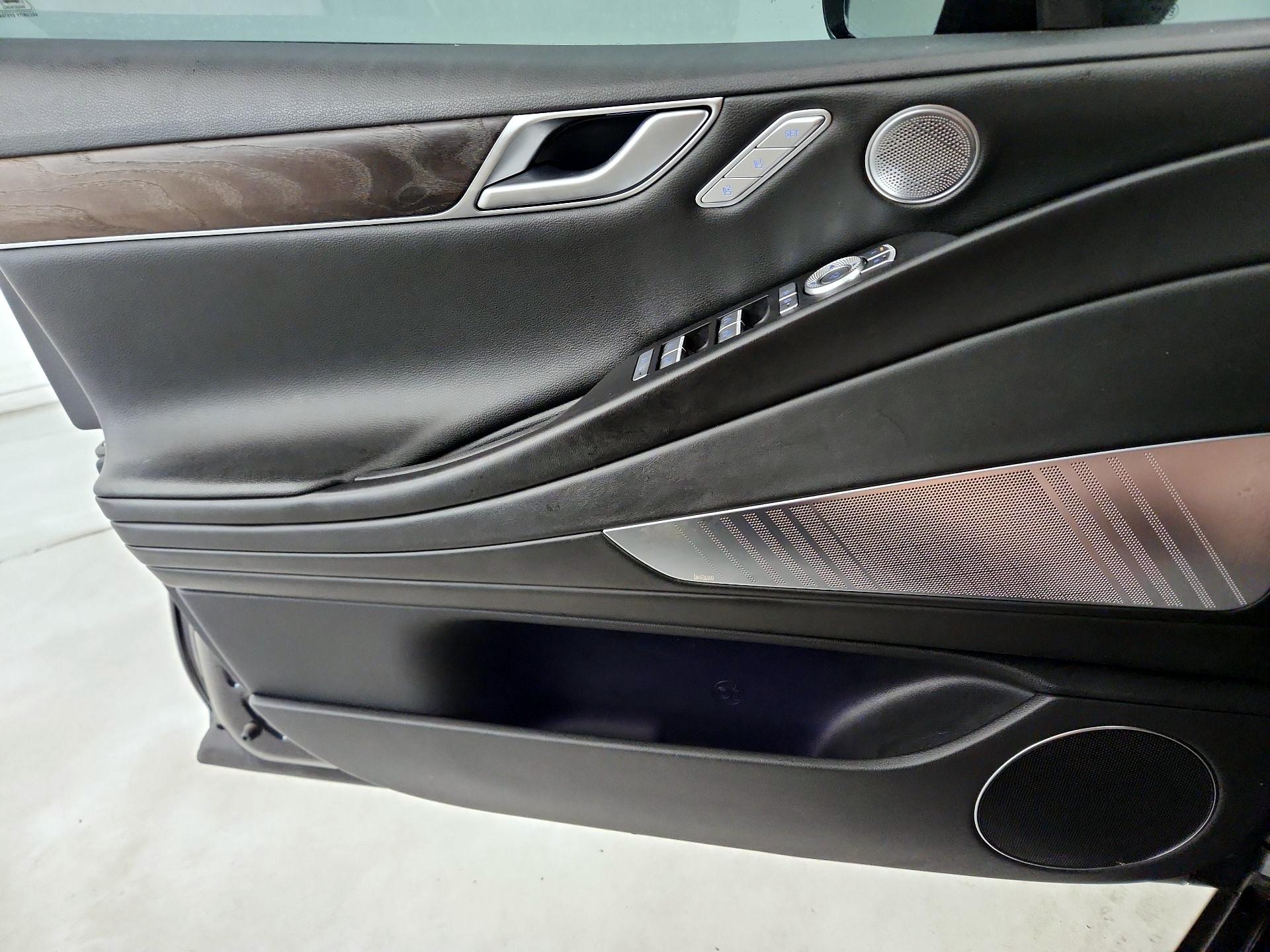 Thumbnail: 2021 Genesis G80 - 12