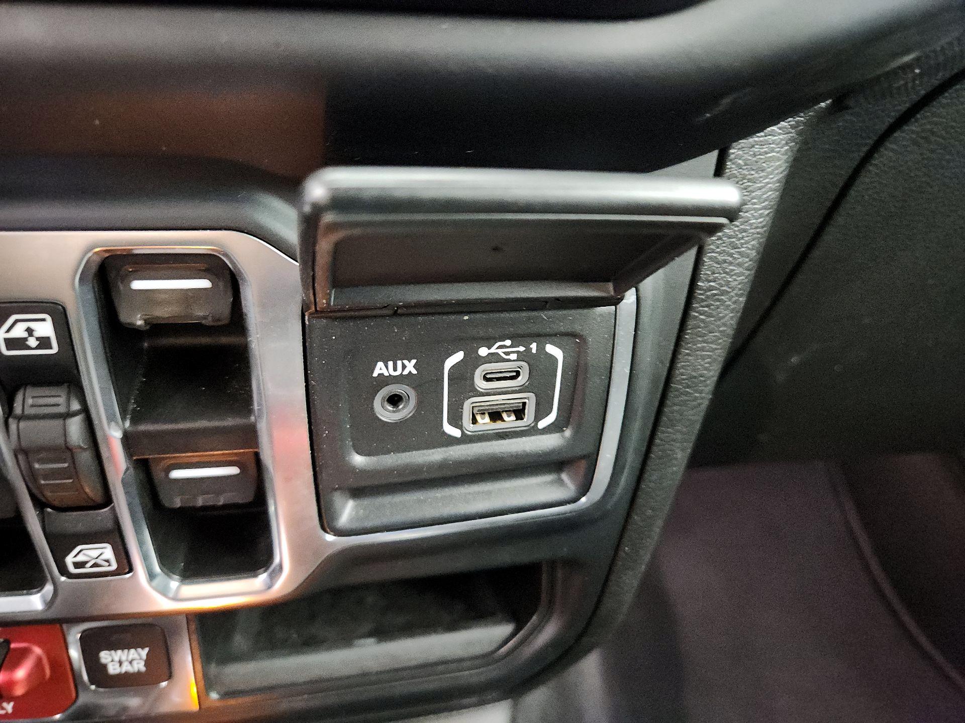 Thumbnail: 2023 Jeep Wrangler - 19