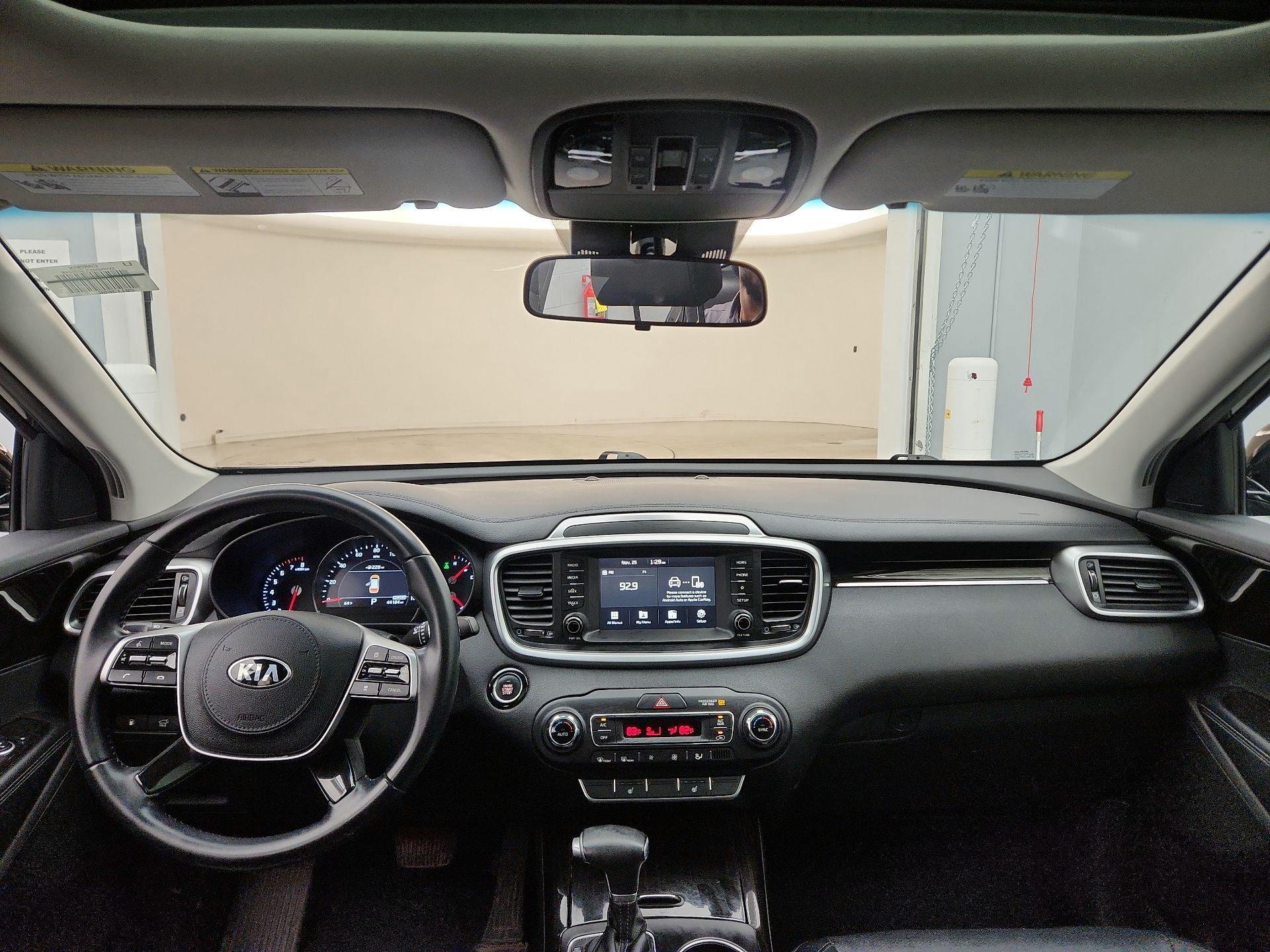 Thumbnail: 2020 Kia Sorento - 9