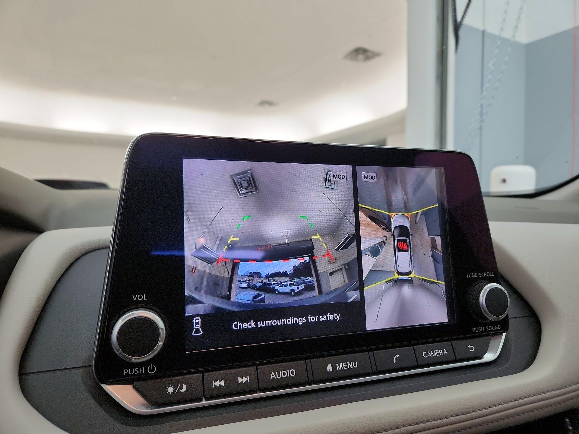 Thumbnail: 2021 Nissan Rogue - 14