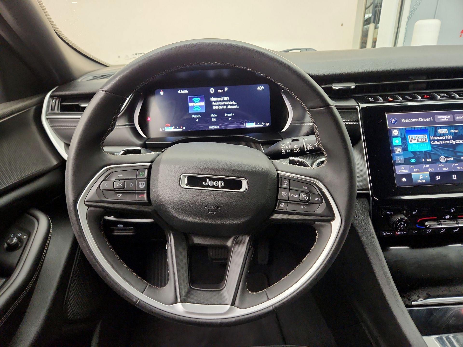 Thumbnail: 2023 Jeep Grand Cherokee L - 10