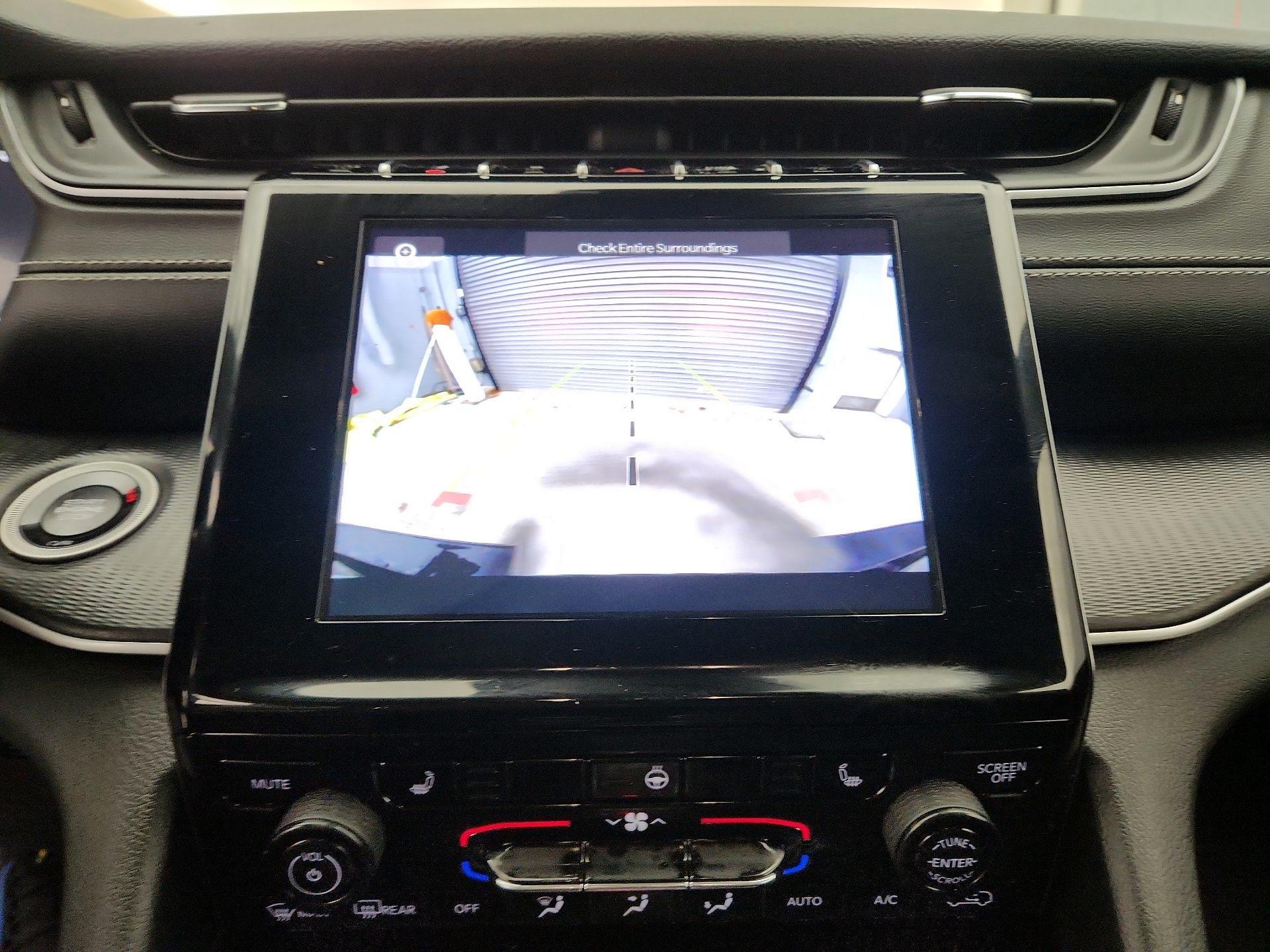 Thumbnail: 2023 Jeep Grand Cherokee L - 14