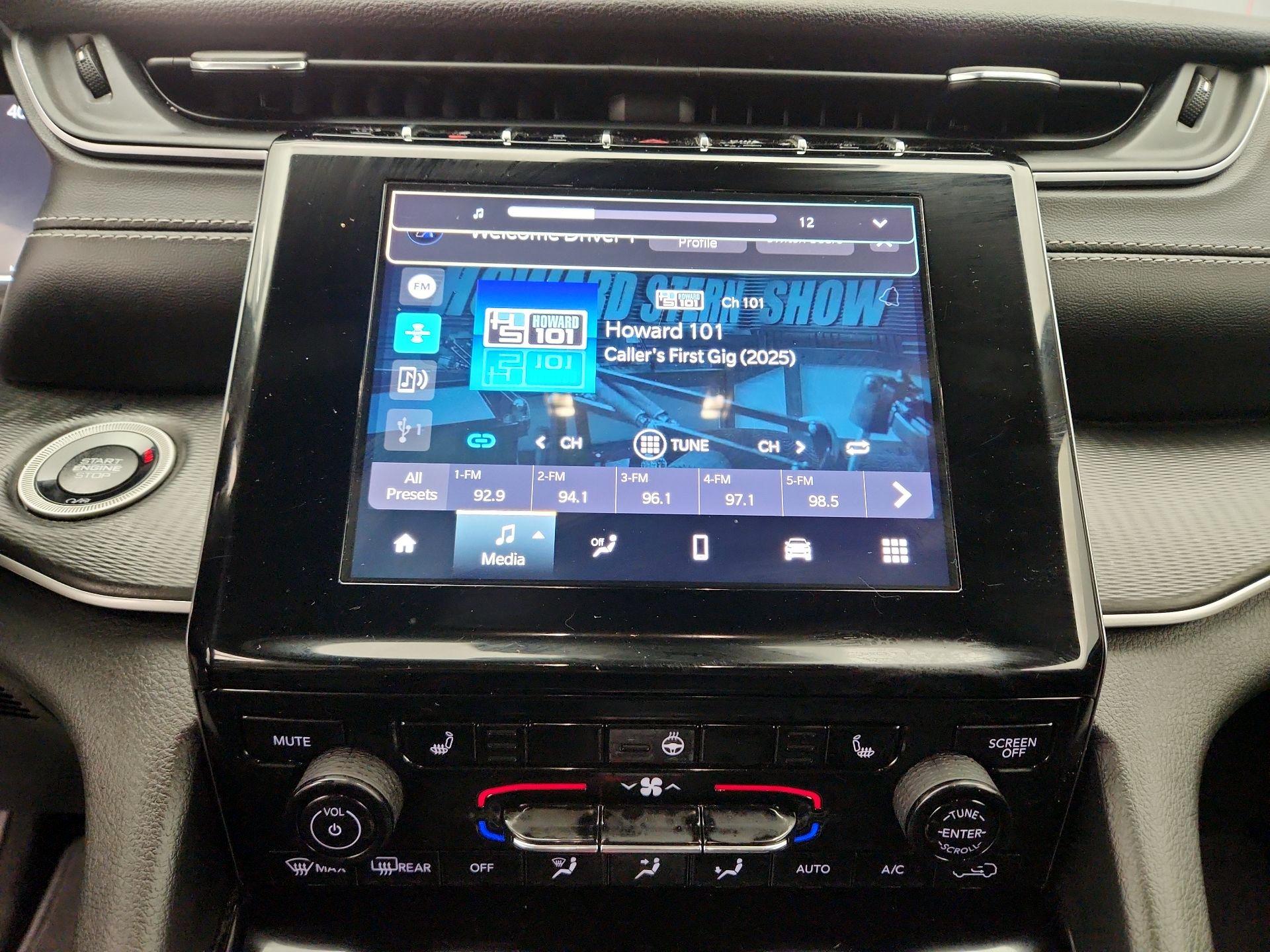 Thumbnail: 2023 Jeep Grand Cherokee L - 15