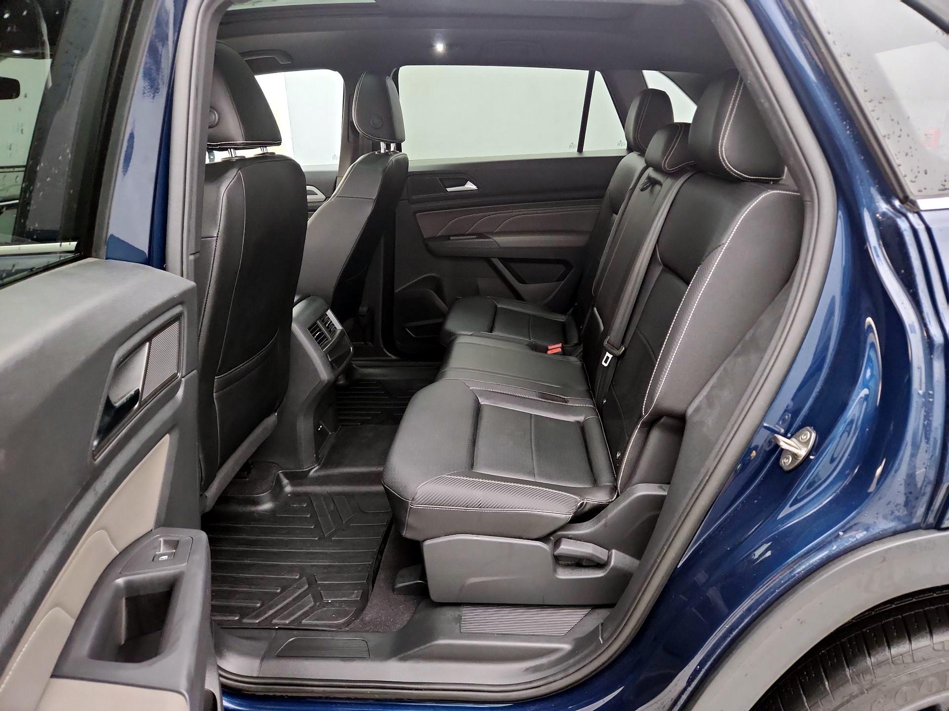 Thumbnail: 2021 Volkswagen Atlas - 20