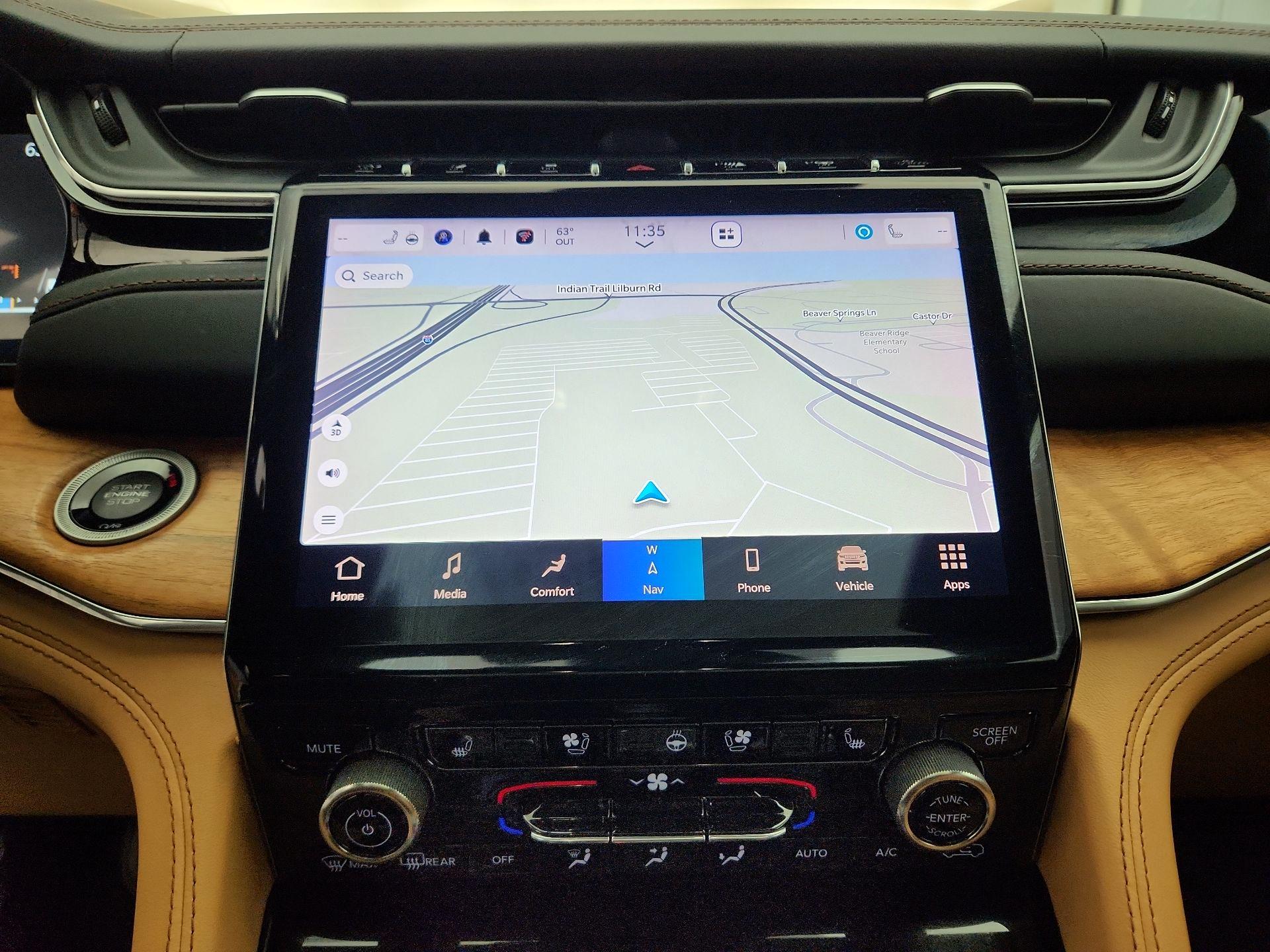 Thumbnail: 2022 Jeep Grand Cherokee - 14