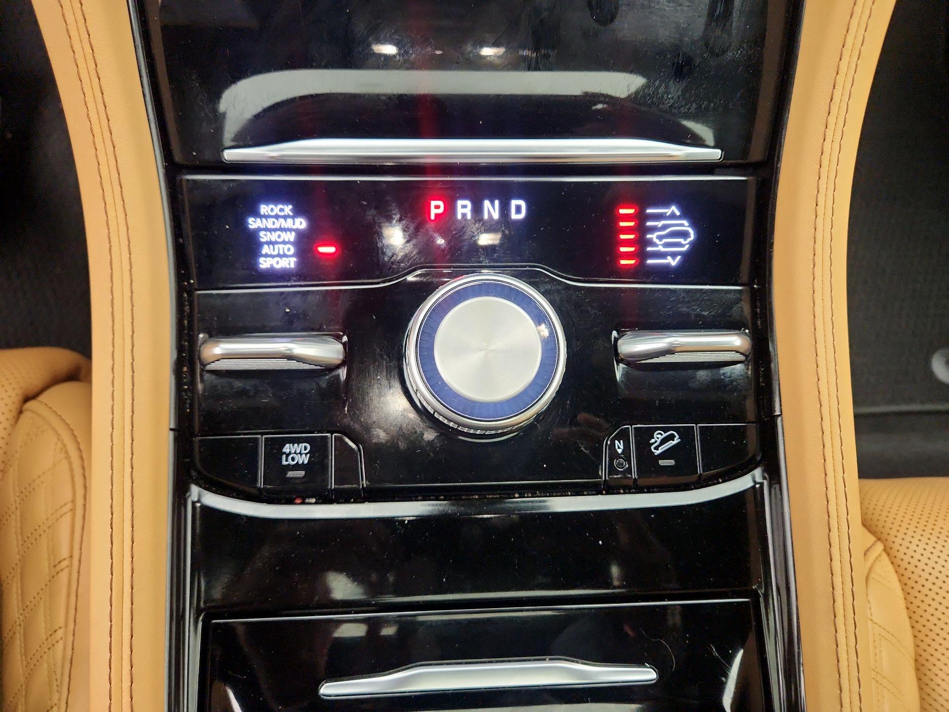 Thumbnail: 2022 Jeep Grand Cherokee - 18